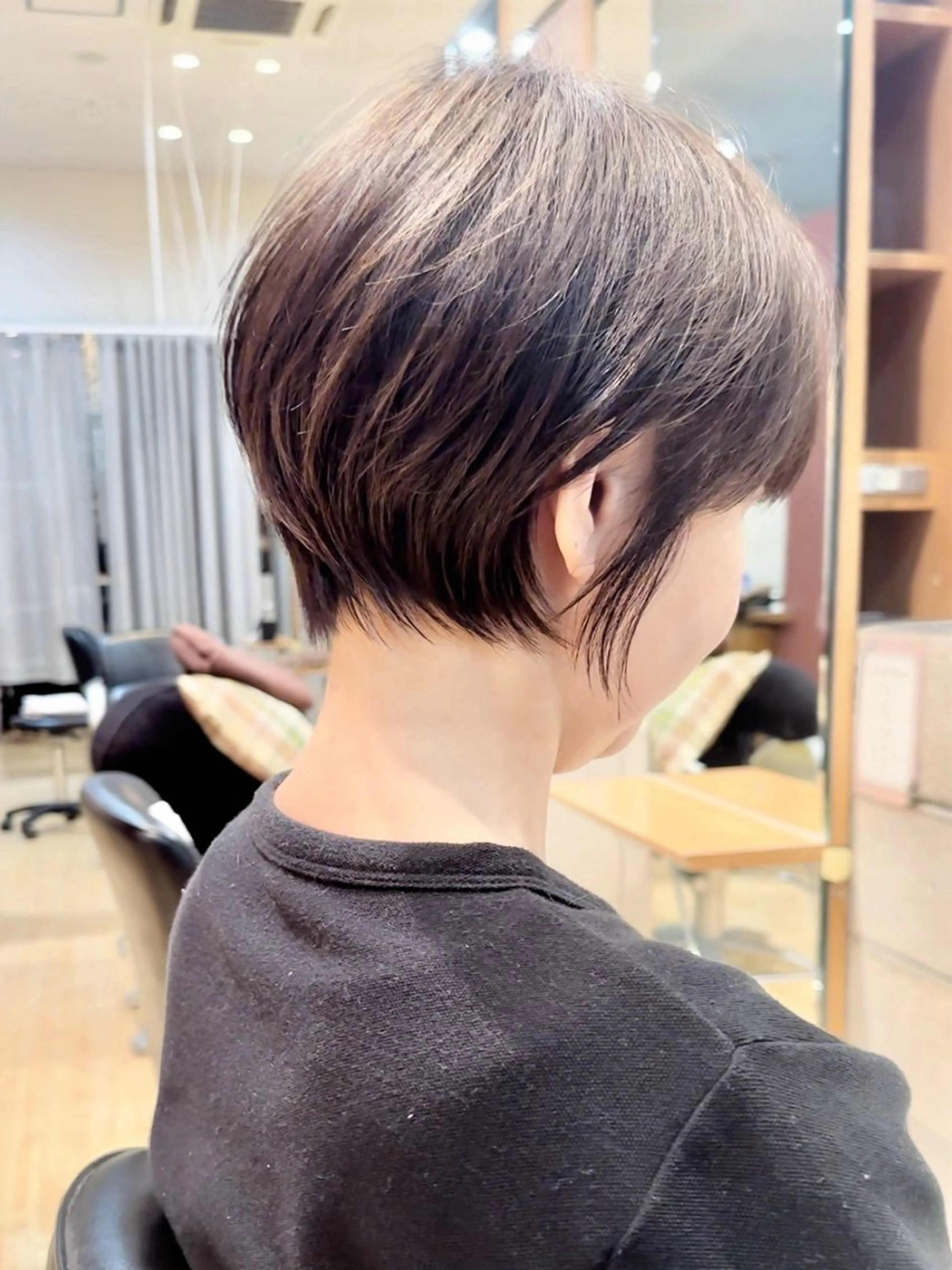 ショート カラー i.+sapporo所属・ショート/レイヤー /札幌/小山内のヘアスタイル