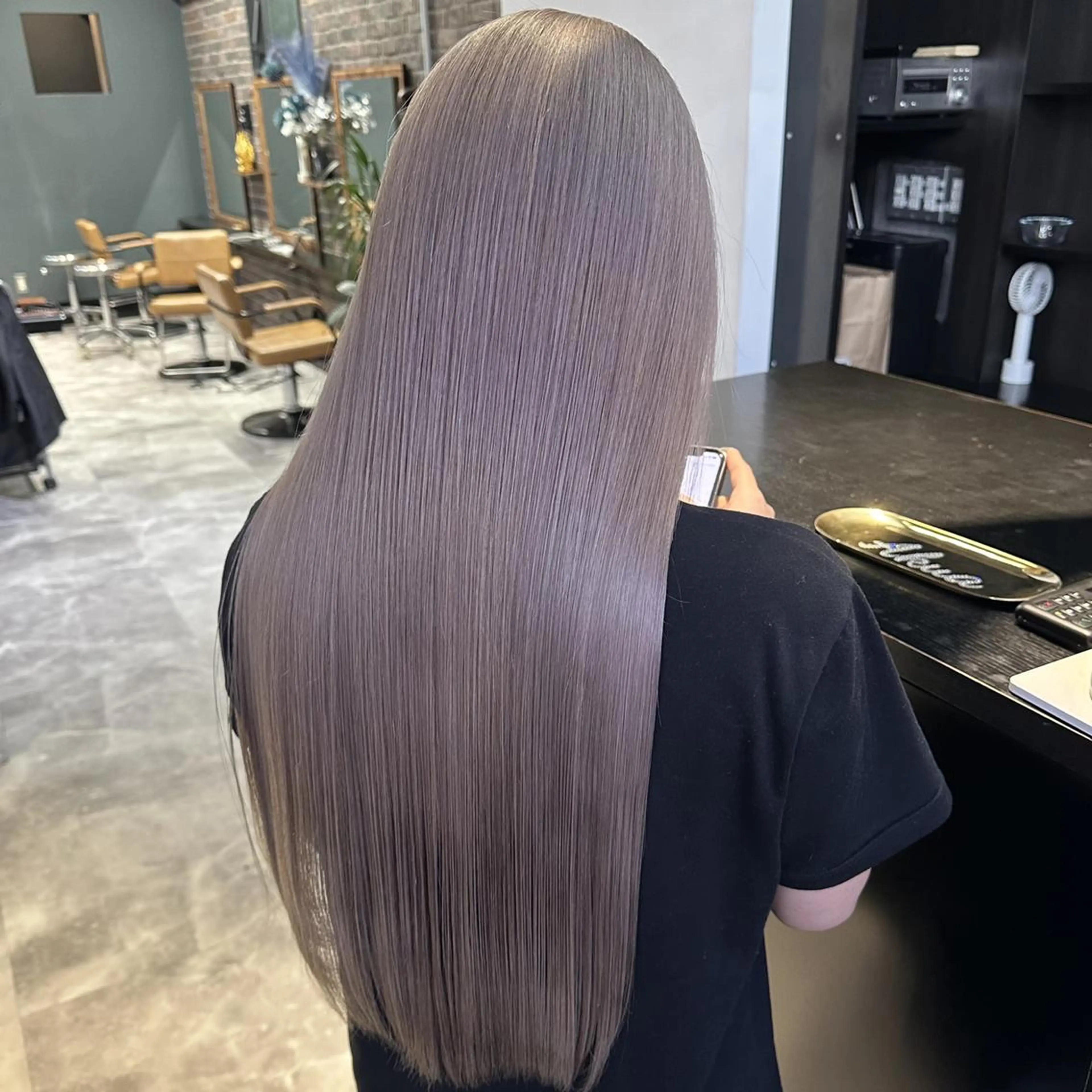 🍀ダメージを最小限でイメージチェンジ🍀ケアブリーチ×2&ヘアカラー&最高級髪質改善ULTOWAトリートメント🍀の写真