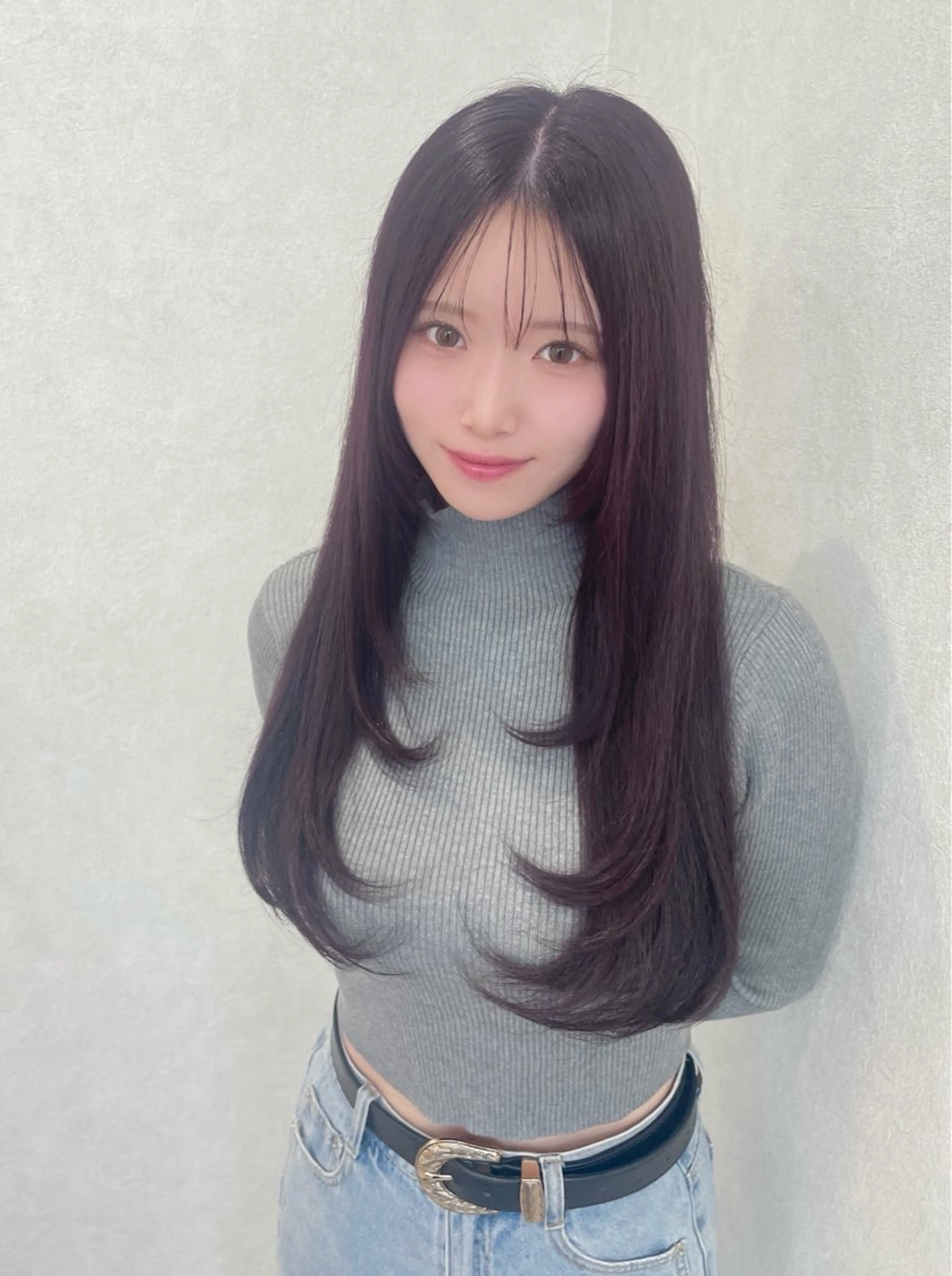 ロング ロングレイヤー パープルカラー レイヤーカット ロング カット ヘアカラー トリートメント 艶髪ストレート 縮毛矯正🍀本田拓也のヘアスタイル