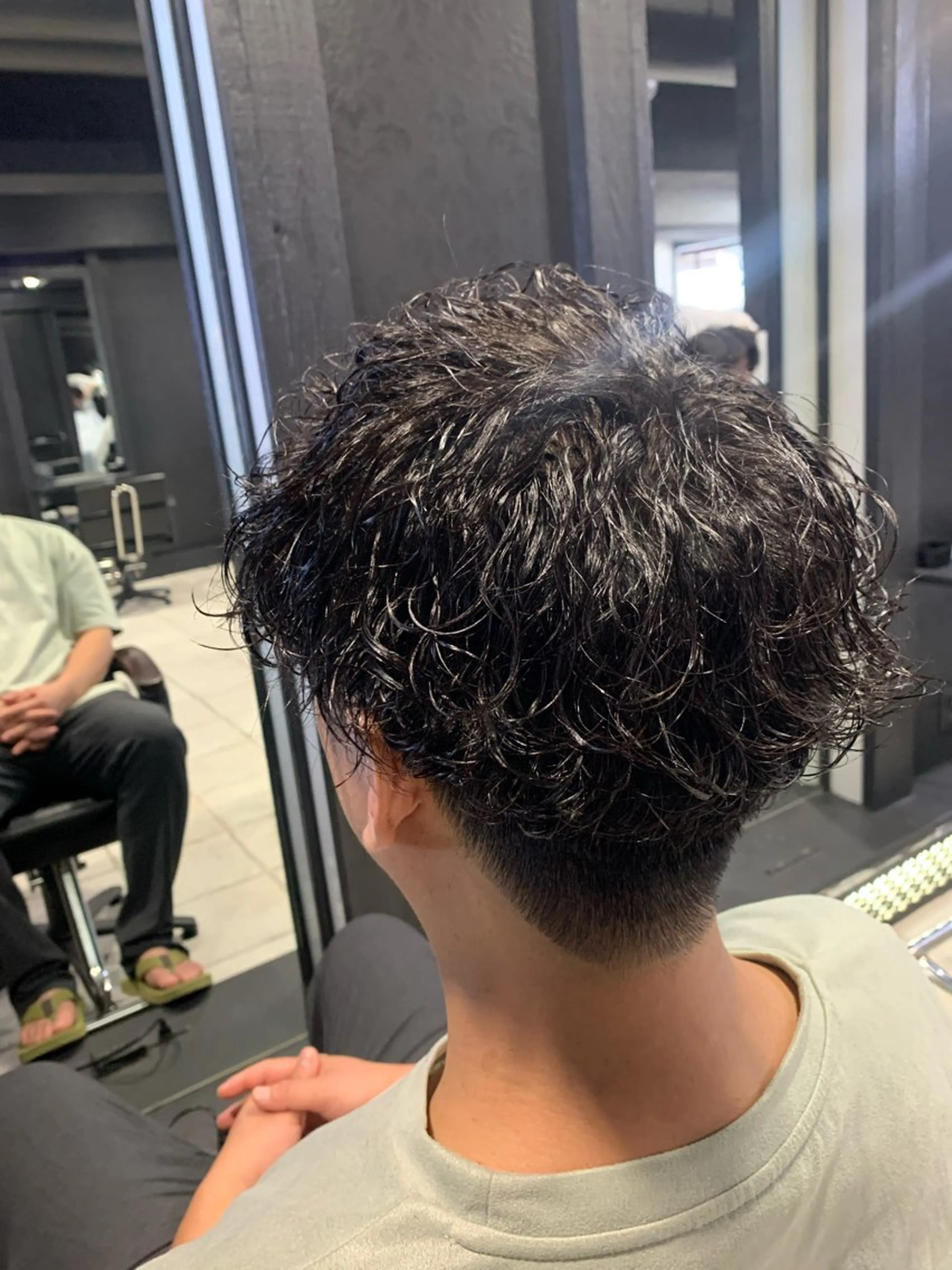 ショート メンズ マッシュ 波巻きパーマ メンズパーマ/難波/ 心斎橋　室園亮佑のヘアスタイル