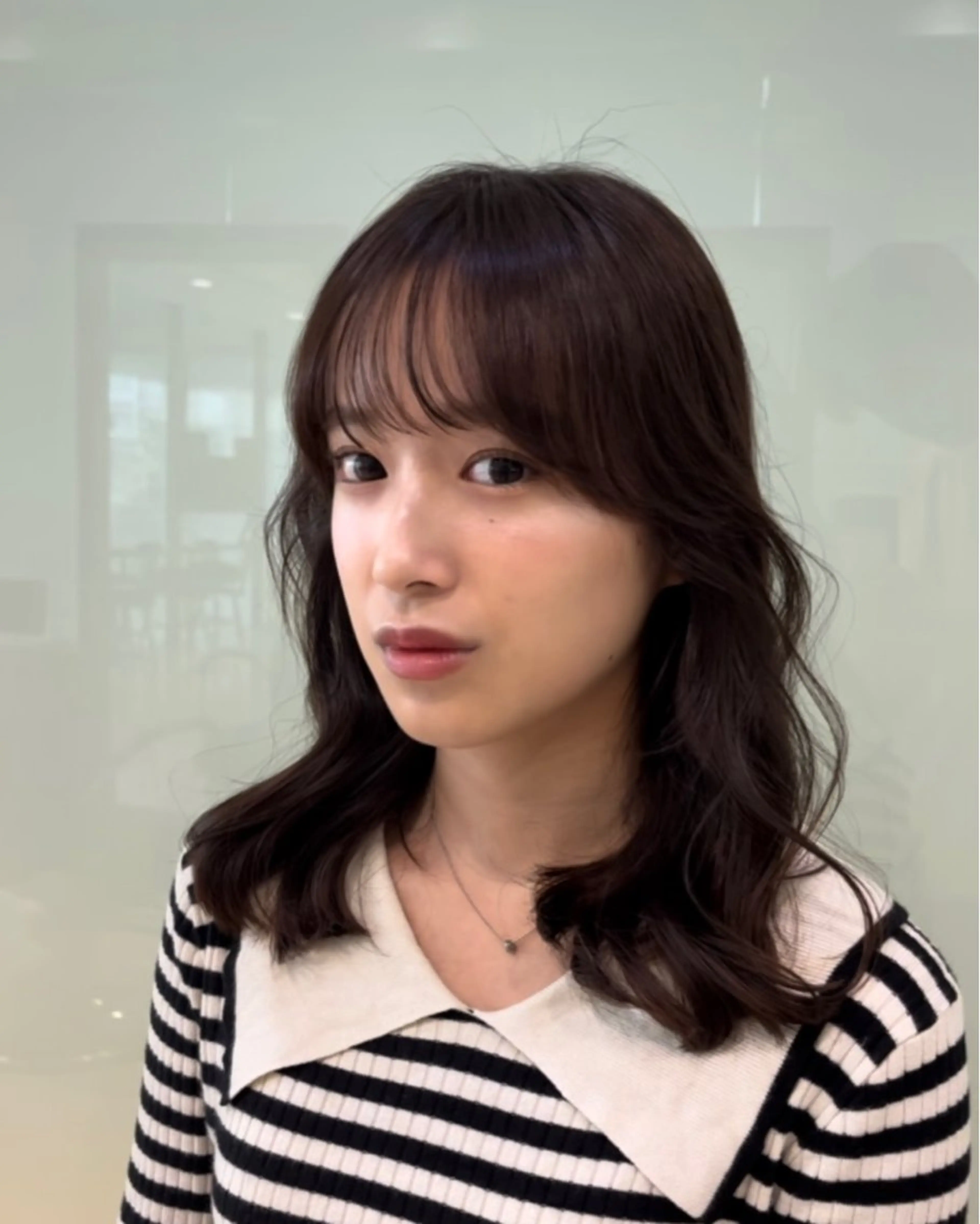ミディアム ミディアムパーマ 韓国風ヘア タンバルモリパーマ 礒井メンキのヘアスタイル