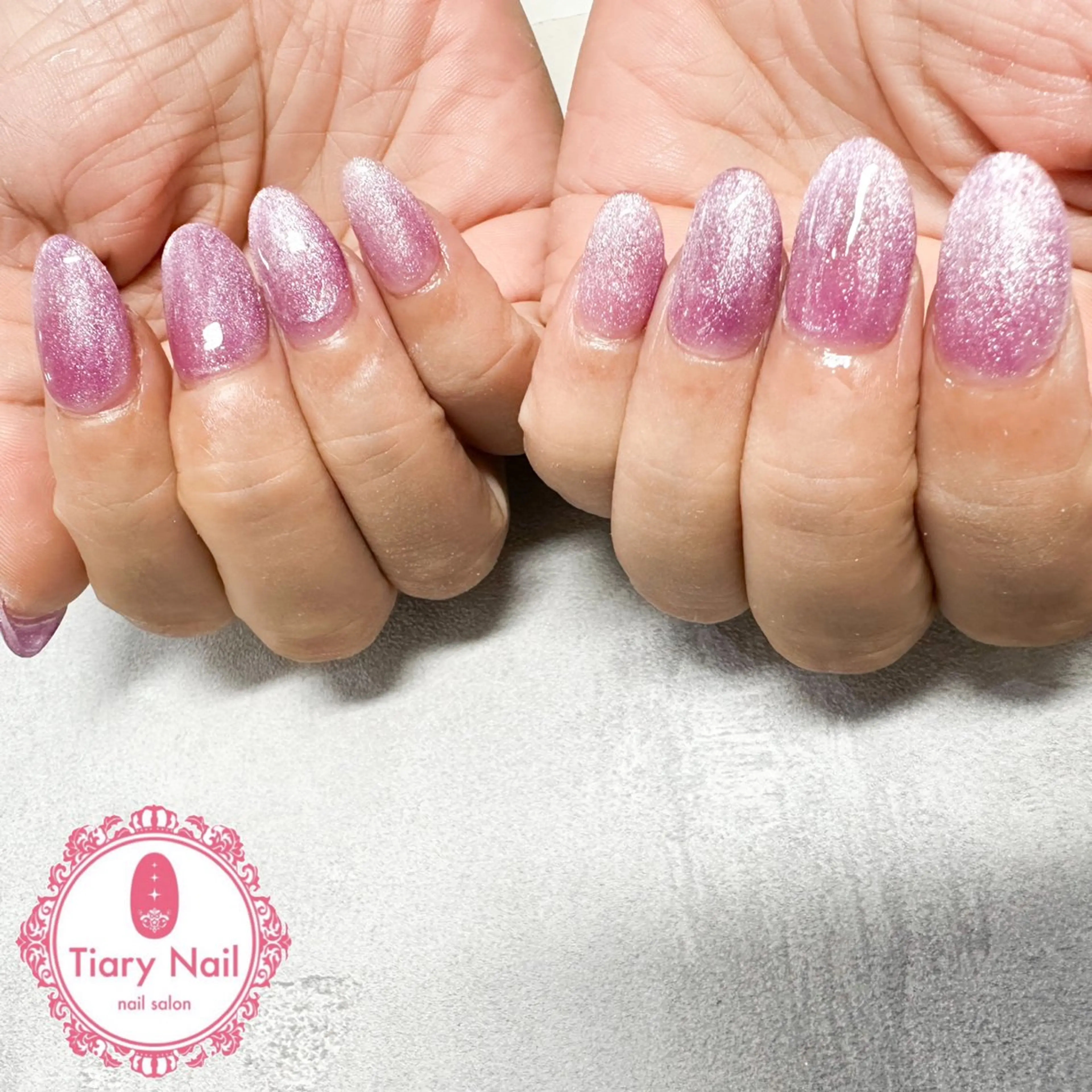 ネイル tiarynail K Kのネイルデザイン