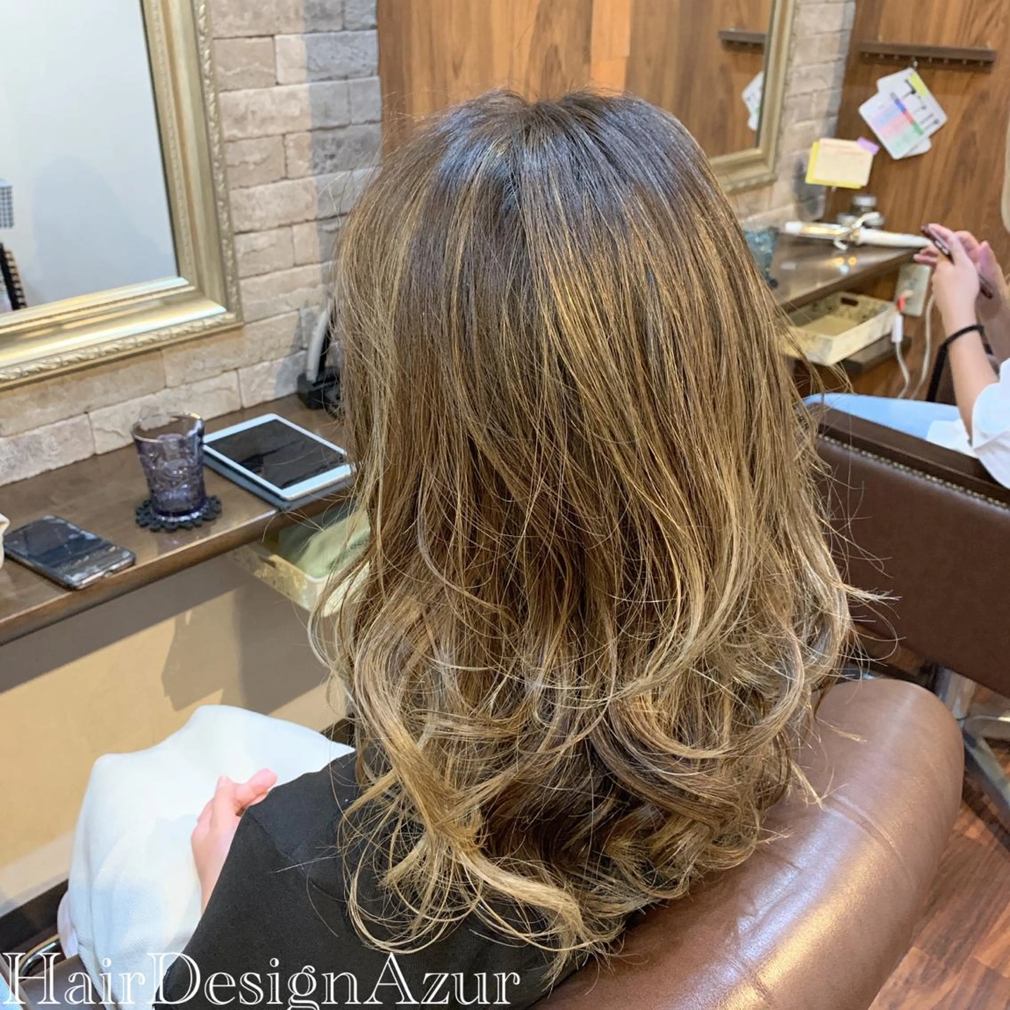 セミロング カラー HairDesign Azurのヘアスタイル