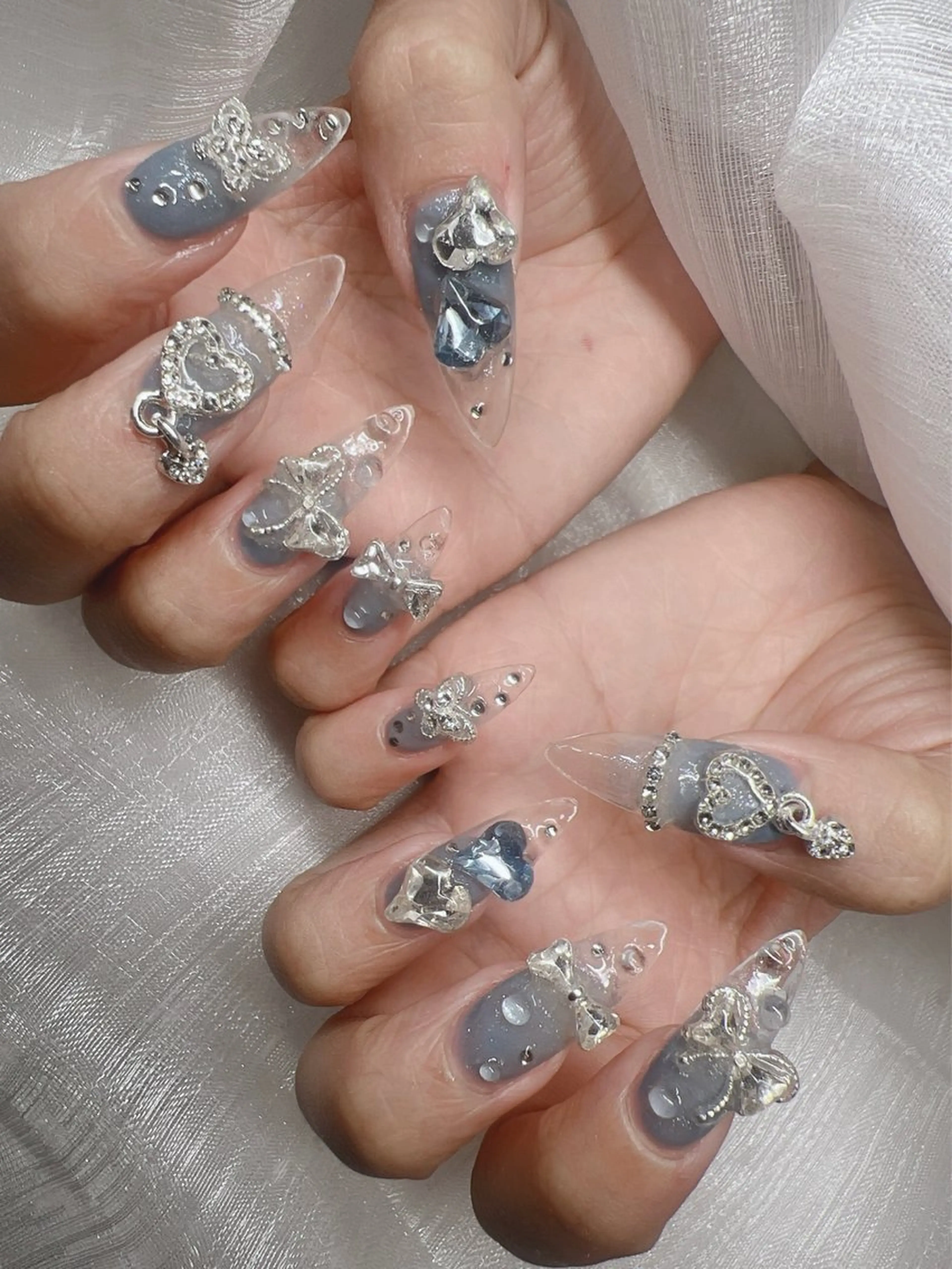 ネイル 長さ出し グラデーション キラキラネイル マグネットネイル ニュアンスネイル ハンドネイル Lee Nails チップ長さだし専門店のネイルデザイン