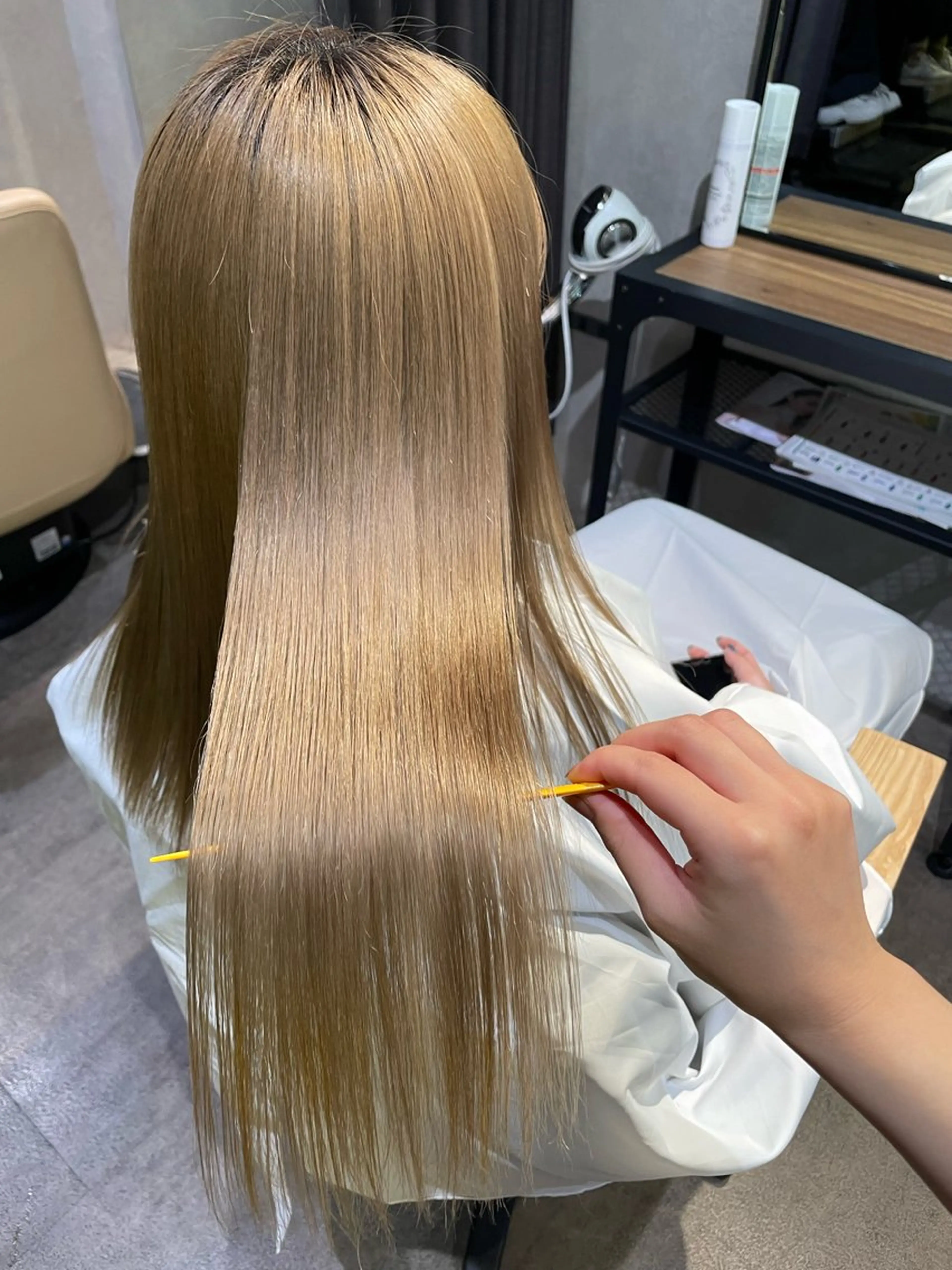 セミロング カラー 髪質改善 トリートメント トリートメント ナチュラル透明感🌱 小山美樹子のヘアスタイル