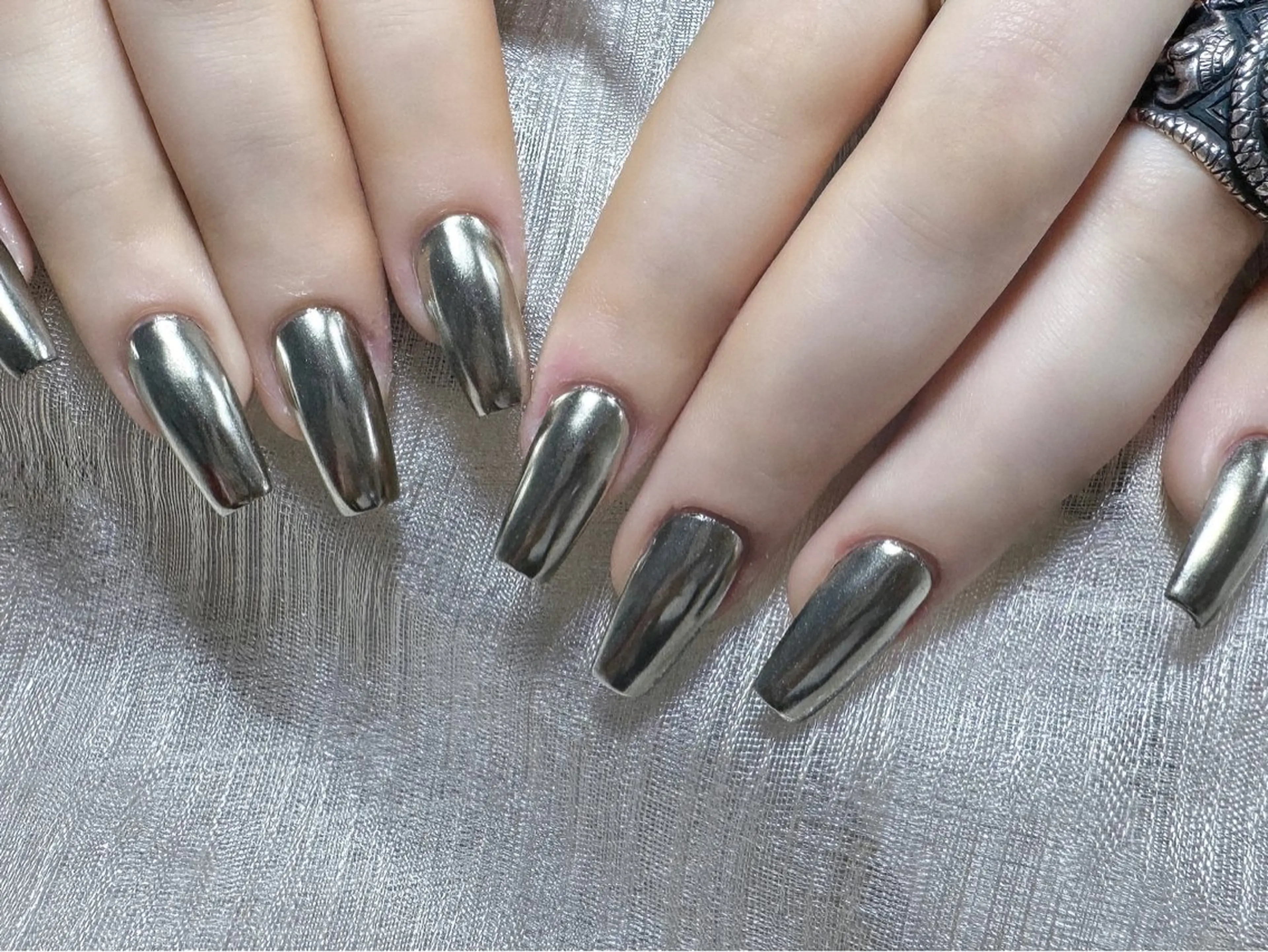 ネイル ミラーネイル ワンカラーネイル ハンドネイル ハンドケア ⭐️Dreamy Nail⭐️のネイルデザイン