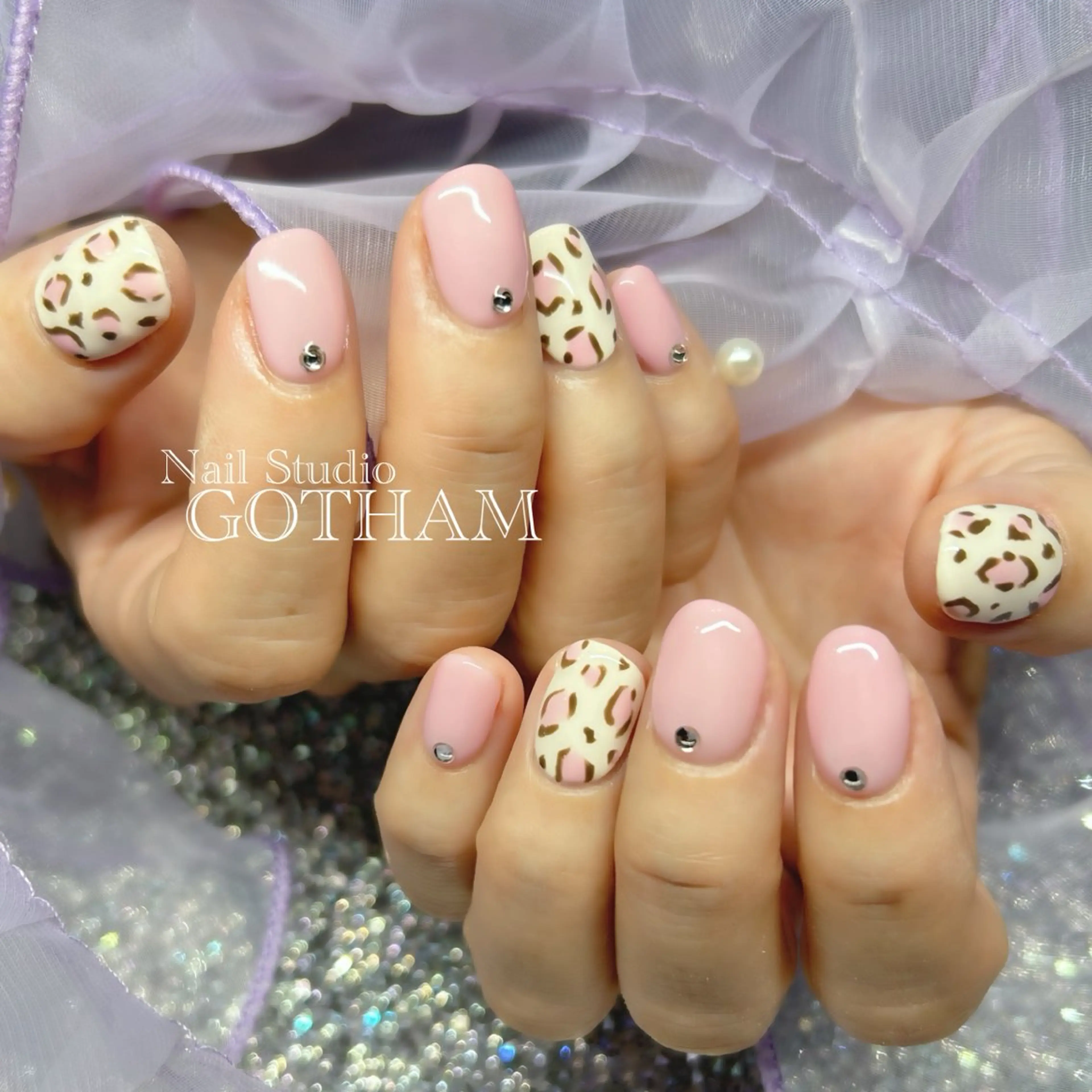 ネイル ハンドネイル Nail Studio GOTHAM所属・高円寺駅からすぐ🌈 ネイルGOTHAMのネイルデザイン