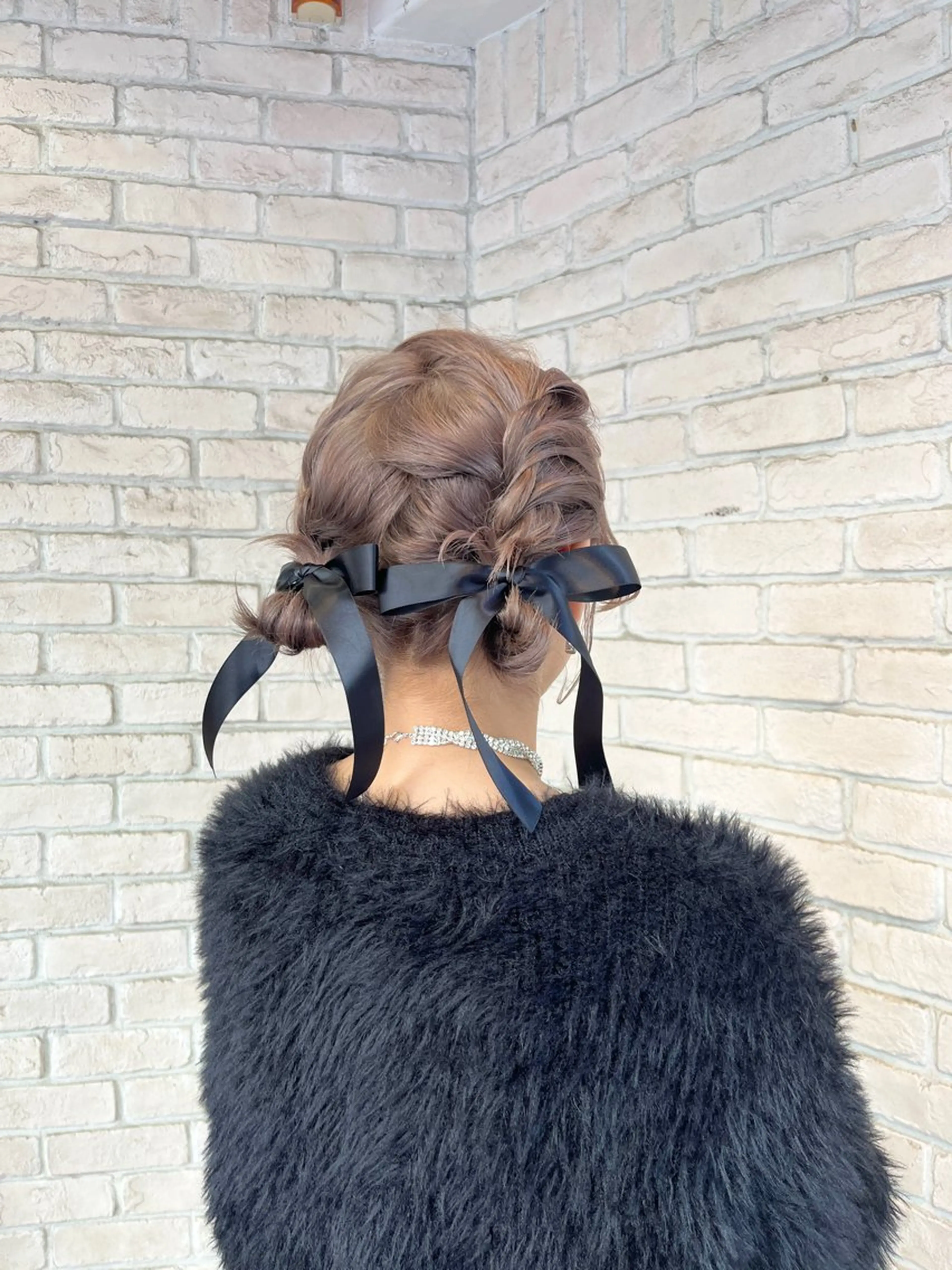 ヘアアレンジ ヘアセット ブロンドケアブリーチ カラーシールエクステのヘアスタイル