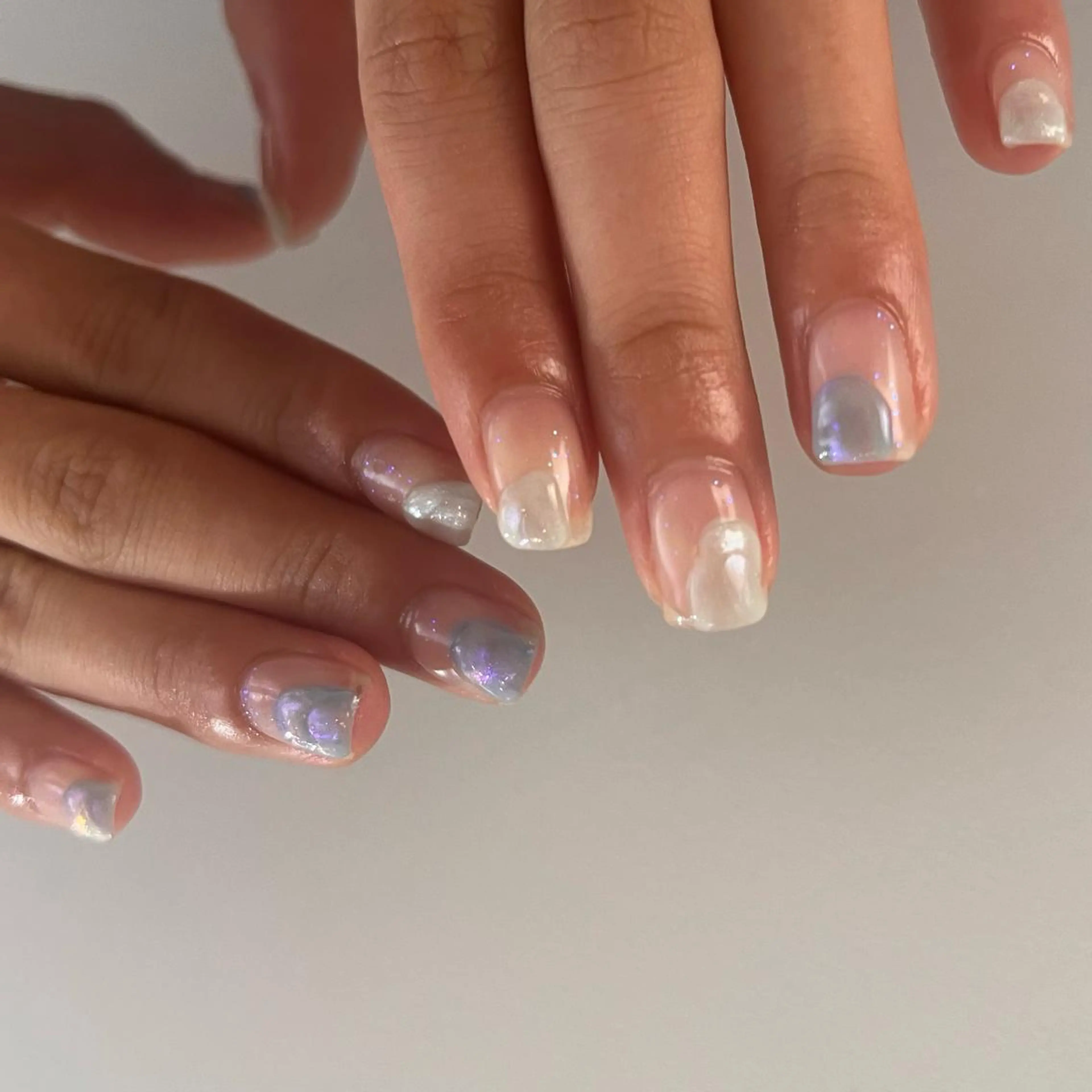 ネイル オーロラネイル ミラーネイル ニュアンスネイル 《ニュアンスネイル》 risaのネイルデザイン