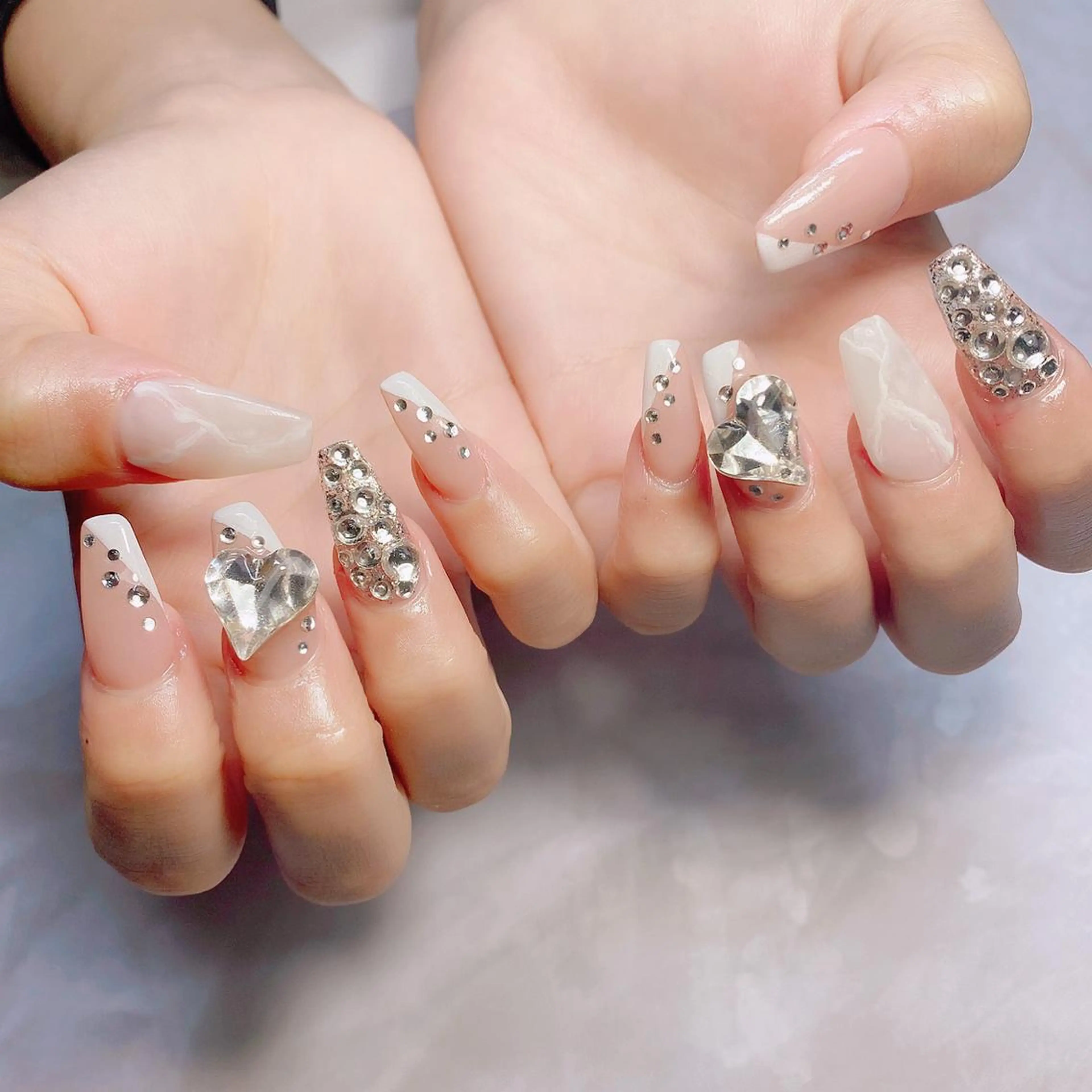 ネイル アートネイル 長さ出し スカルプネイル ハンドネイル RiLion💗 Risa🦋💜のネイルデザイン