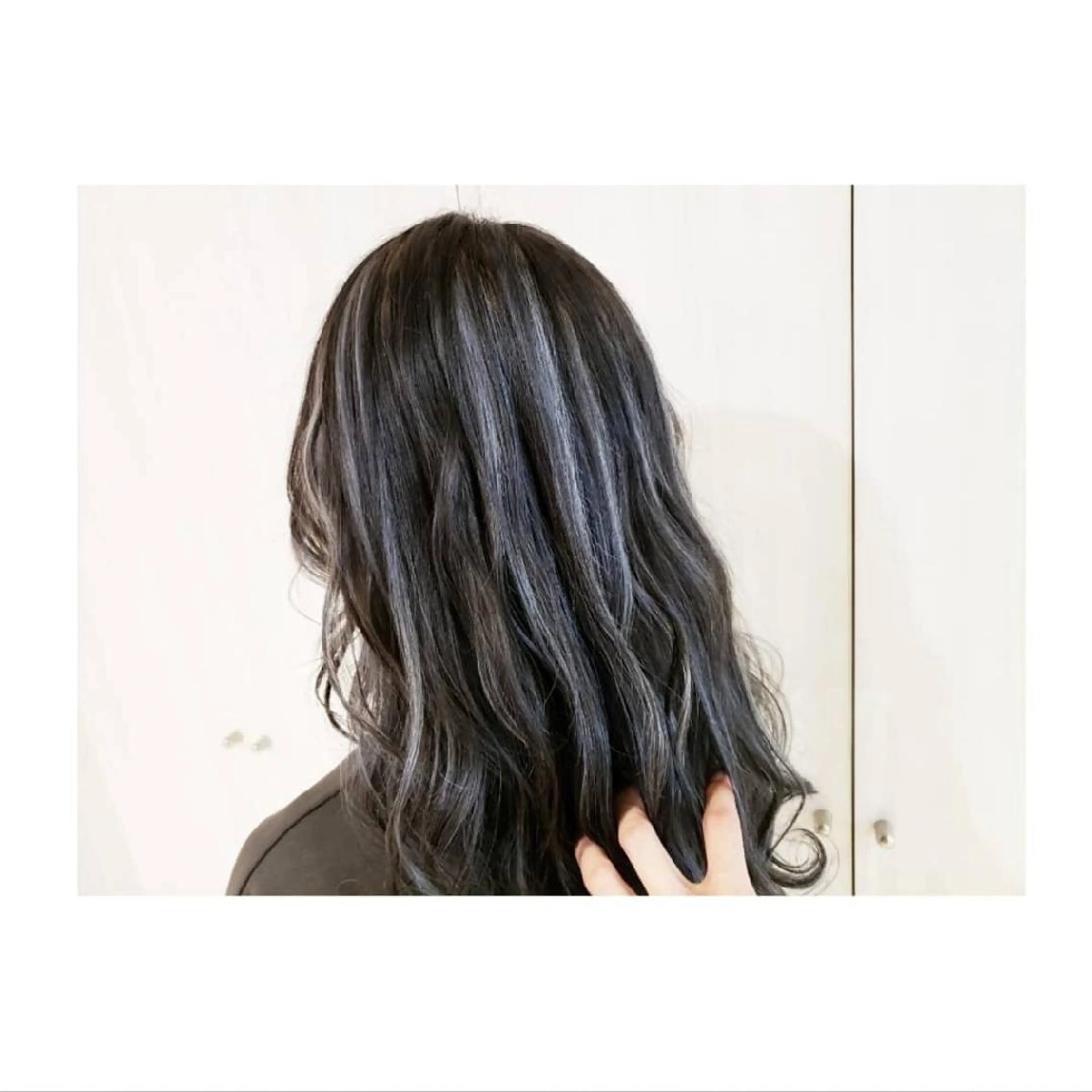 セミロング カラー メッシュ ヘアカラー エクステ Luana 矢場町のヘアスタイル