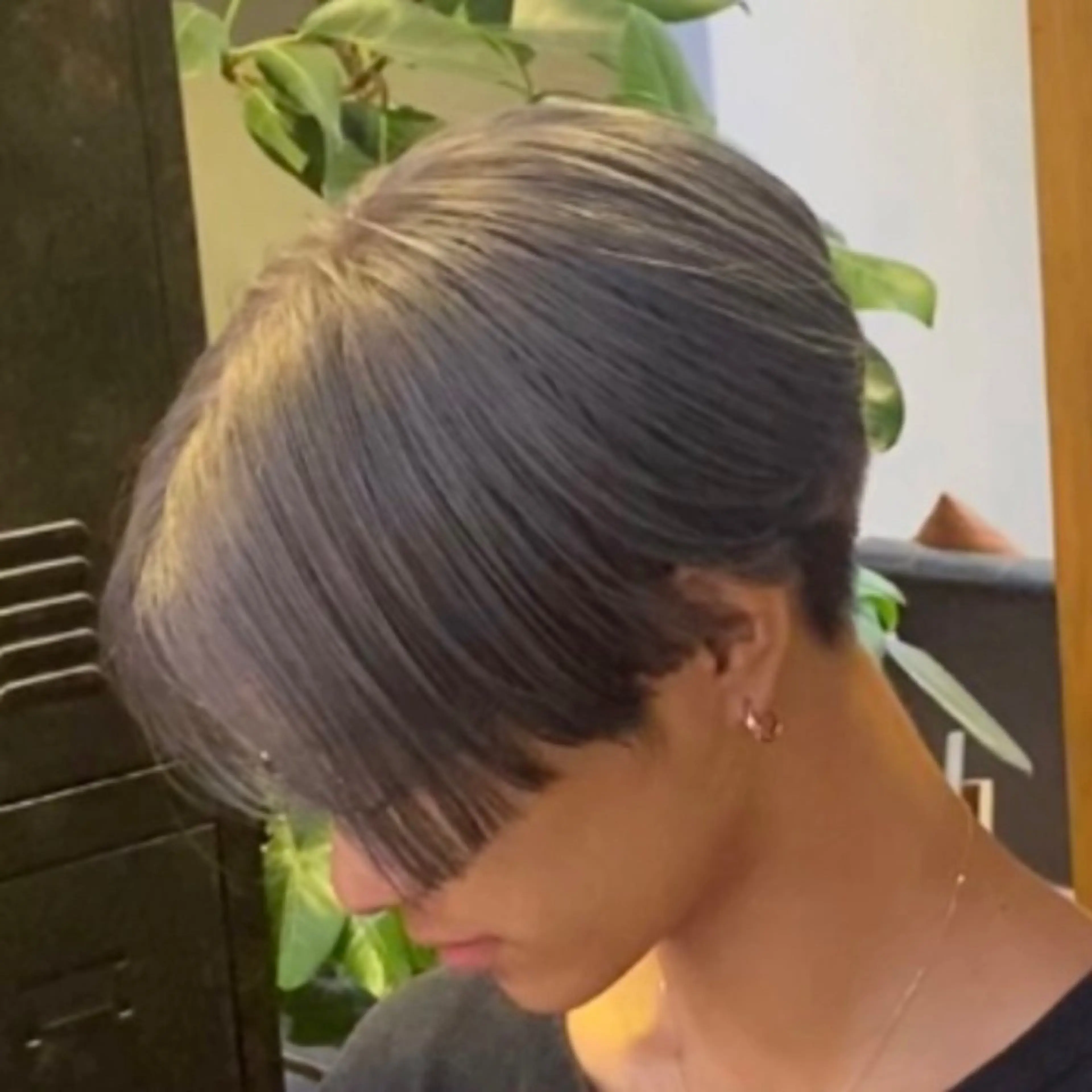 ショート カラー ブリーチ 複雑履歴修正 TAKEのヘアスタイル