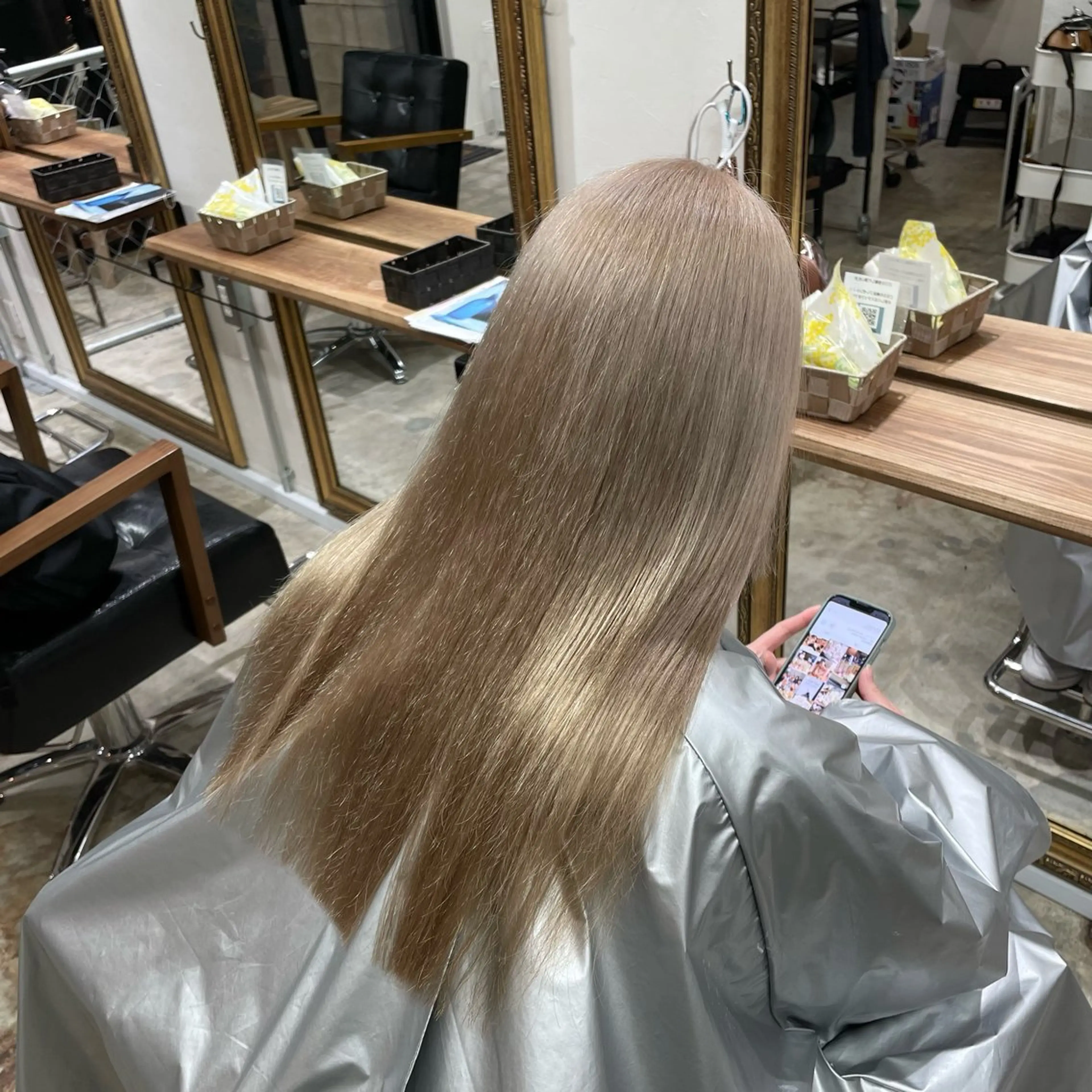ロング カラー 飯島朋香 オリーブベージュ🌿のヘアスタイル