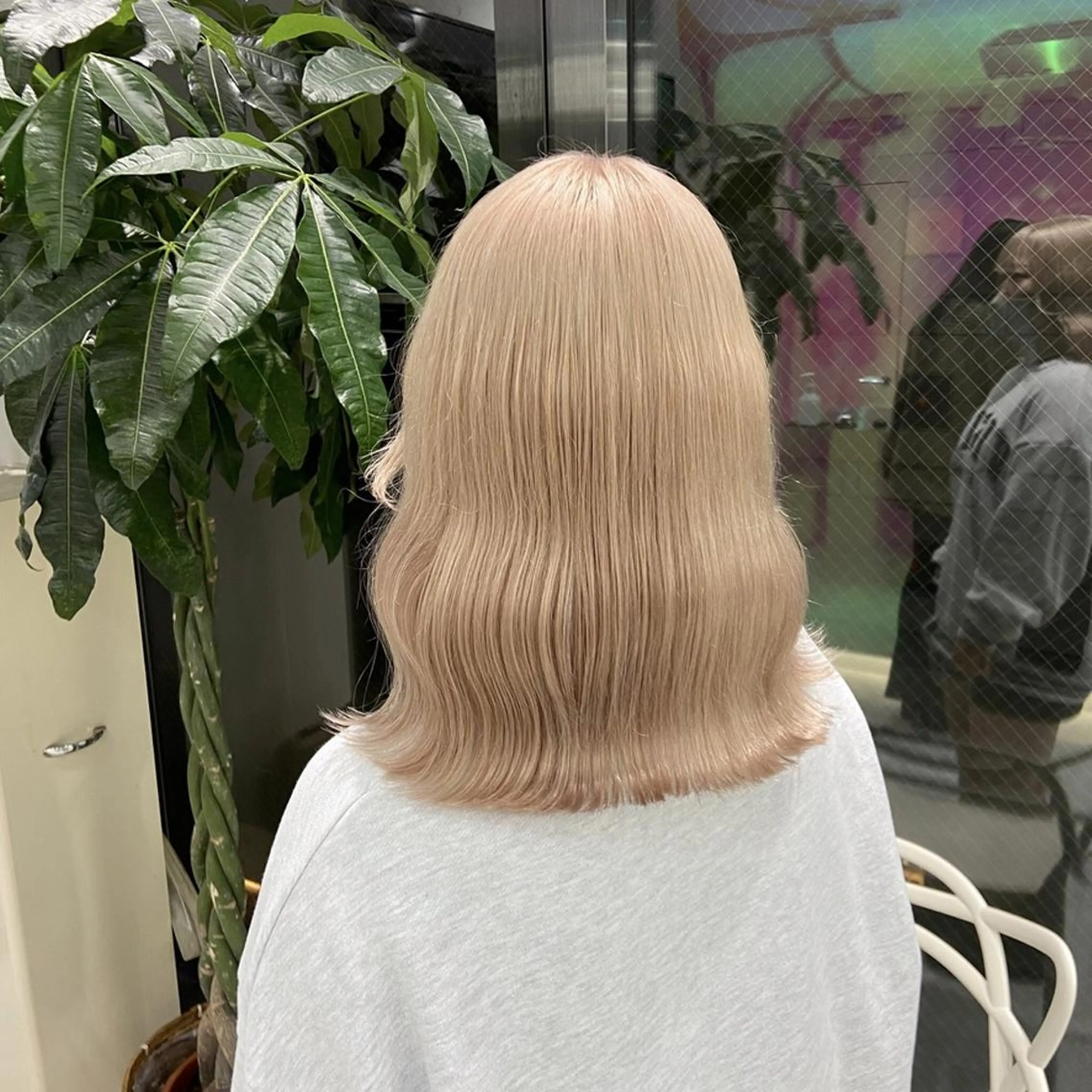 ロング ヘアアレンジ カラー 🥨ベージュ/グレー ジュ/moe🥨のヘアスタイル