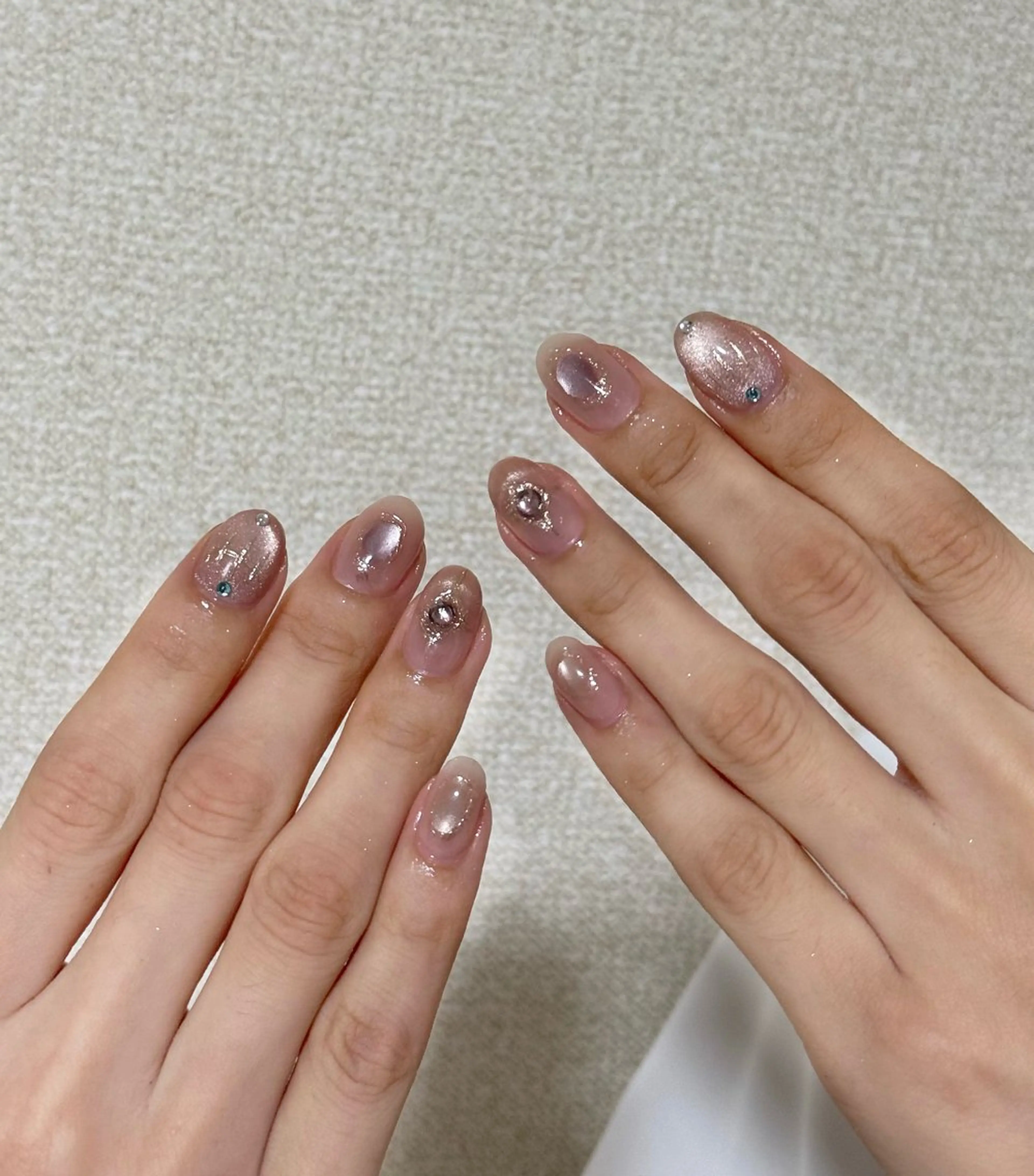 ネイル ハンドネイル ここに ネイルサロンのネイルデザイン