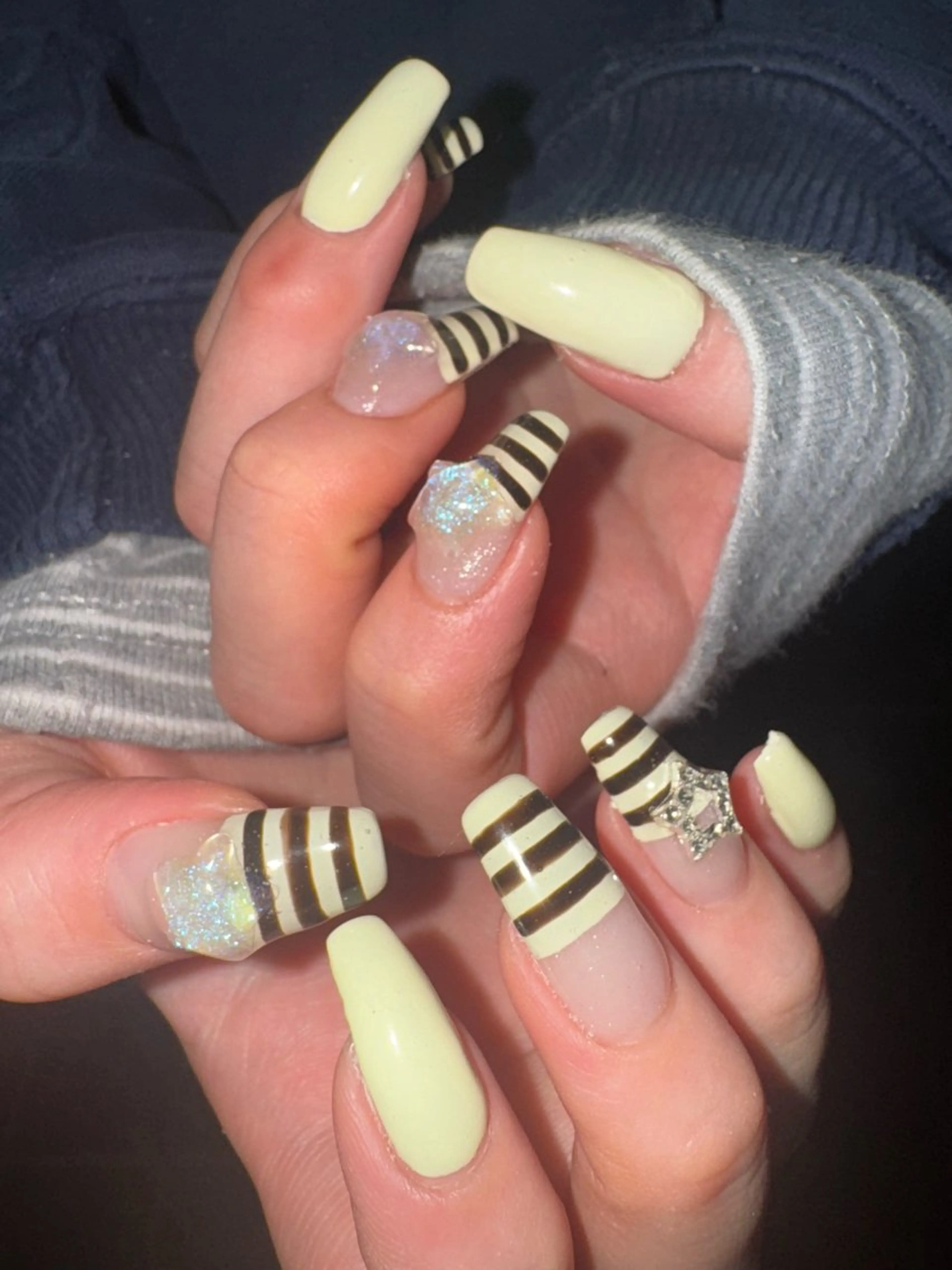 ネイル ハンドネイル フットネイル MITSUKI🪡 海外/個性派/ロングのネイルデザイン