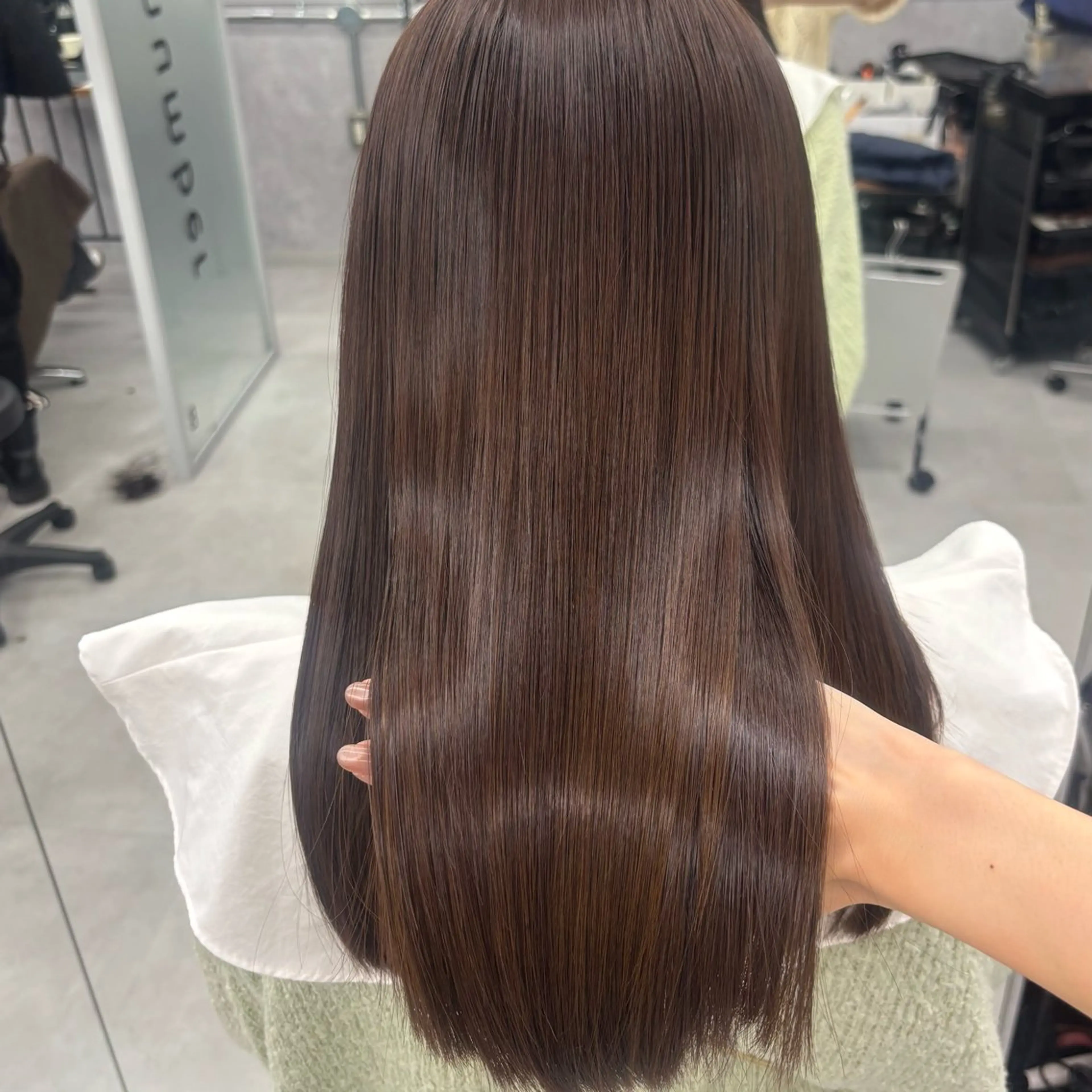 セミロング カラー カット ヘアカラー トリートメント NUMBER_ ユイナのヘアスタイル