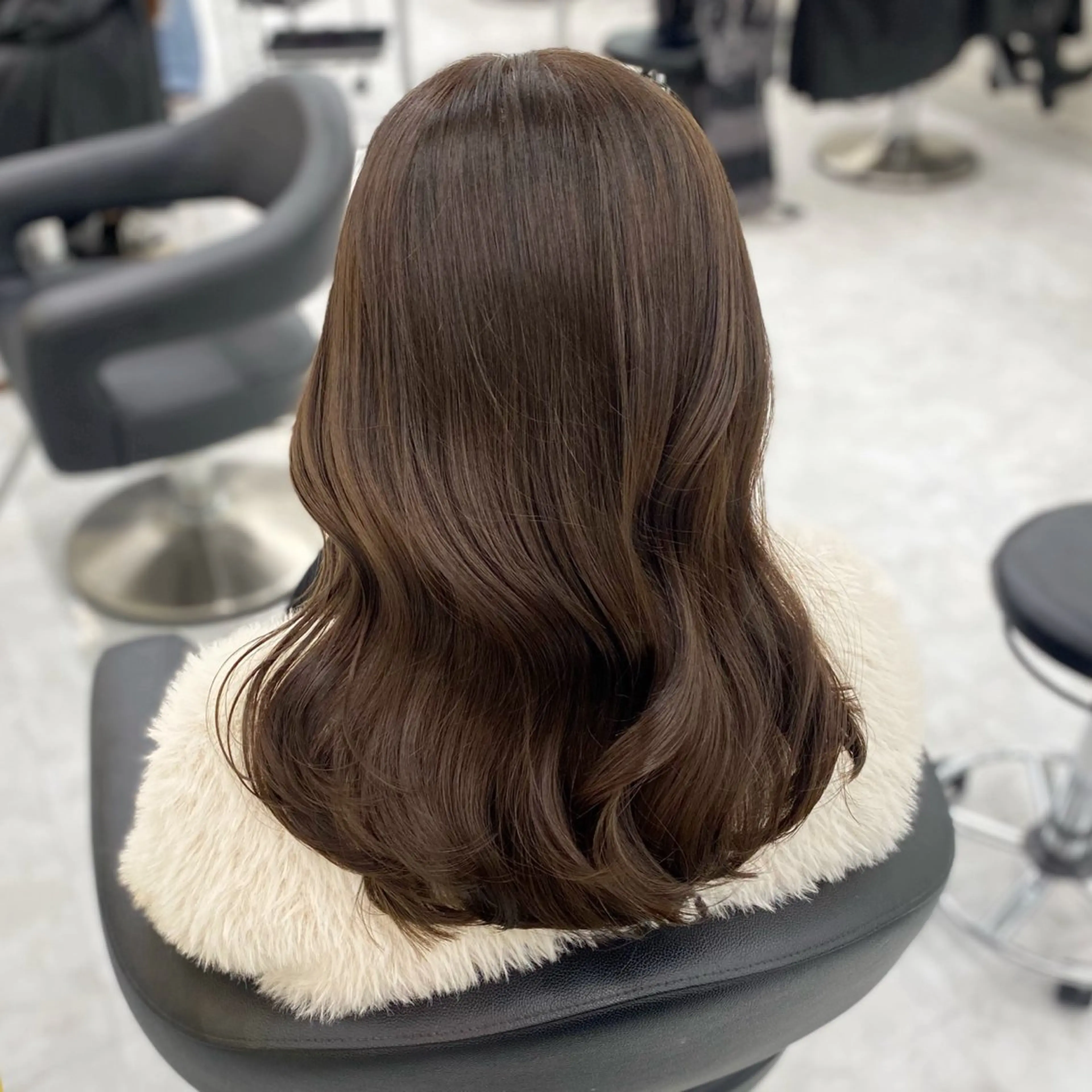 ミディアム カラー パーマ ヘアアレンジ メンズ キッズ ベージュカラー ミルクティーベージュ ヘアカラー Lumo所属・💖横浜ブリーチなし 💖MIHOのヘアスタイル