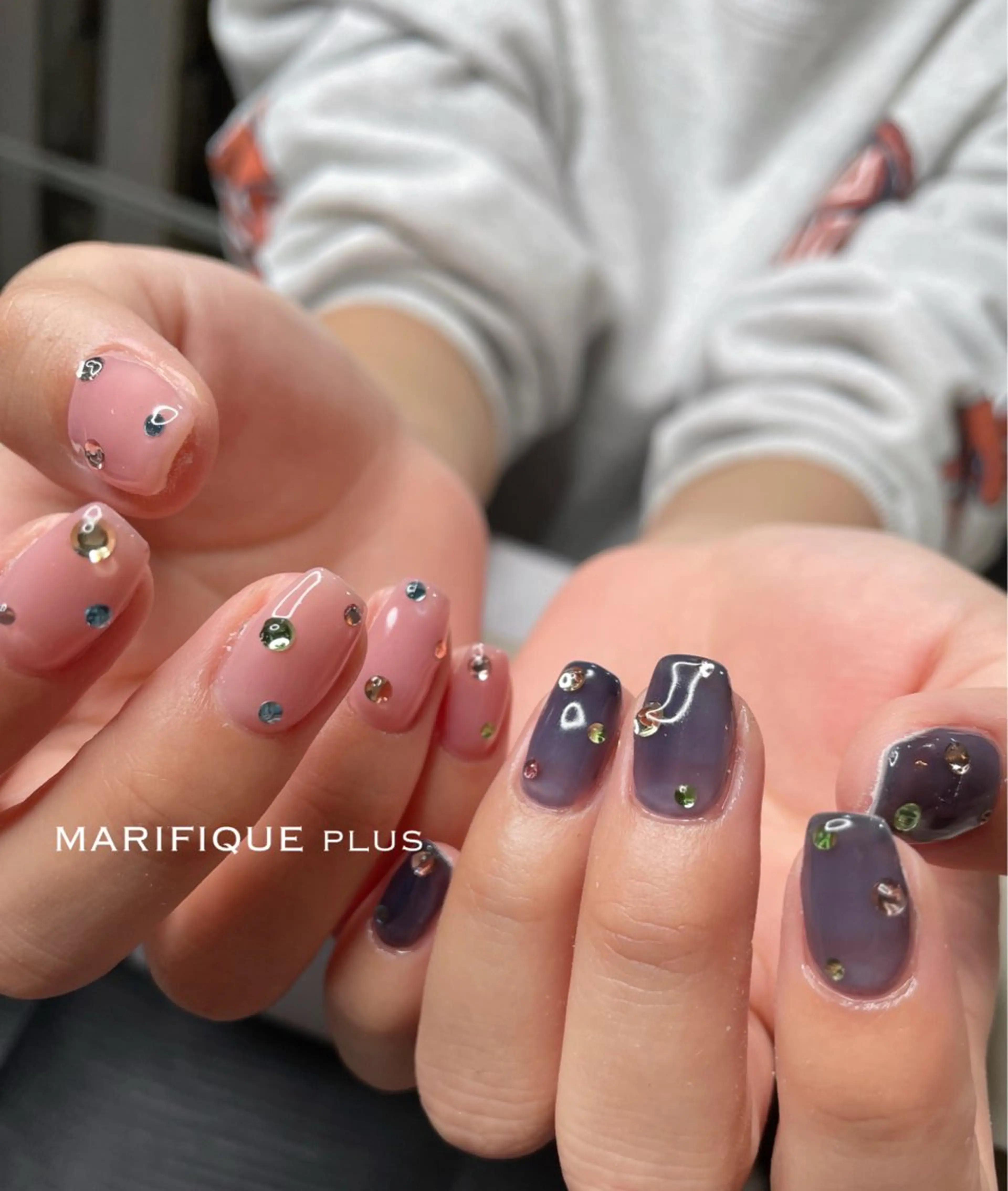 ネイル キラキラネイル ストーンネイル ハンドネイル ma riのマツエク・マツパデザイン