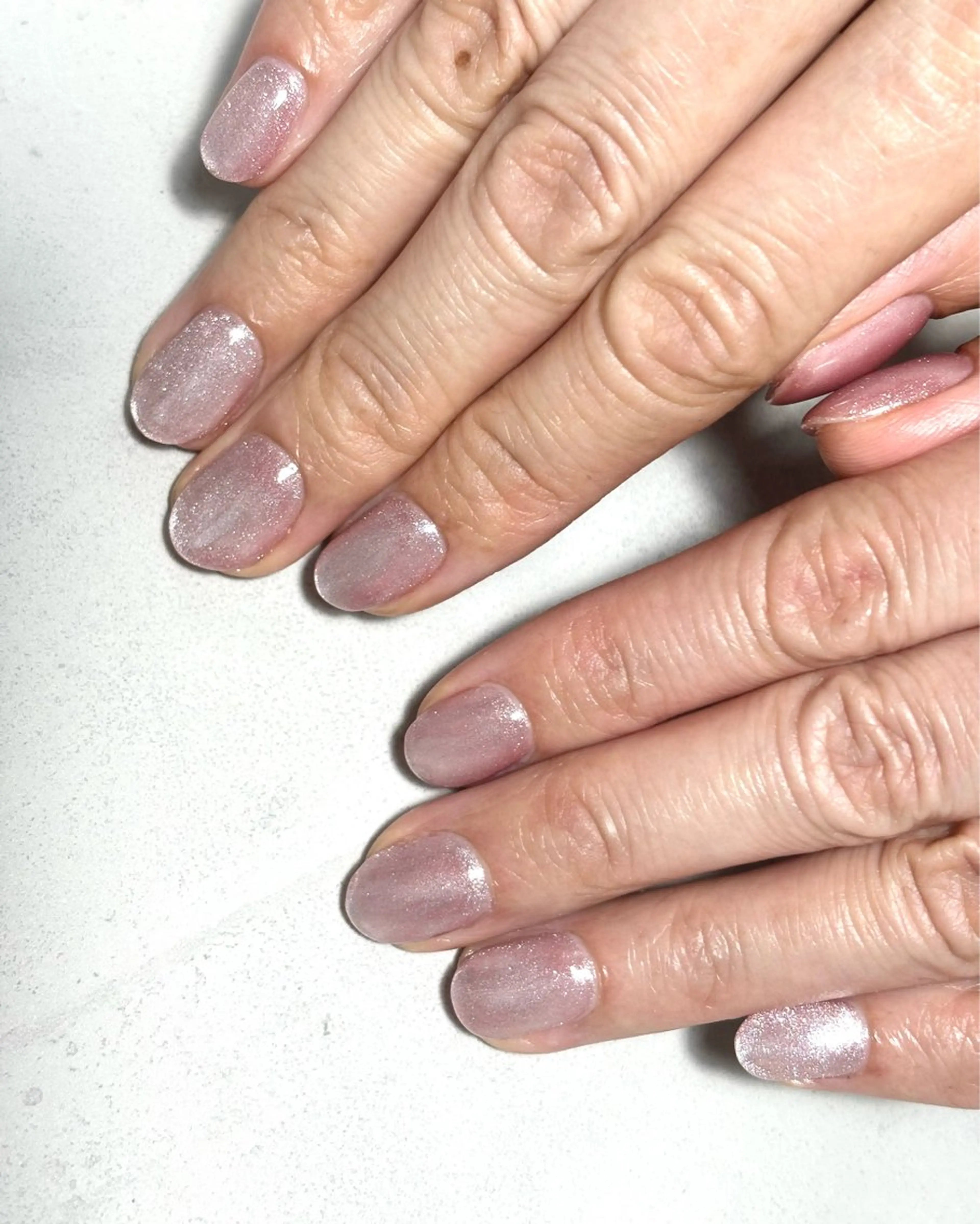 ネイル マグネットネイル ピンク Nail&Spa SeaGlass所属・SeaGlass tomoのネイルデザイン