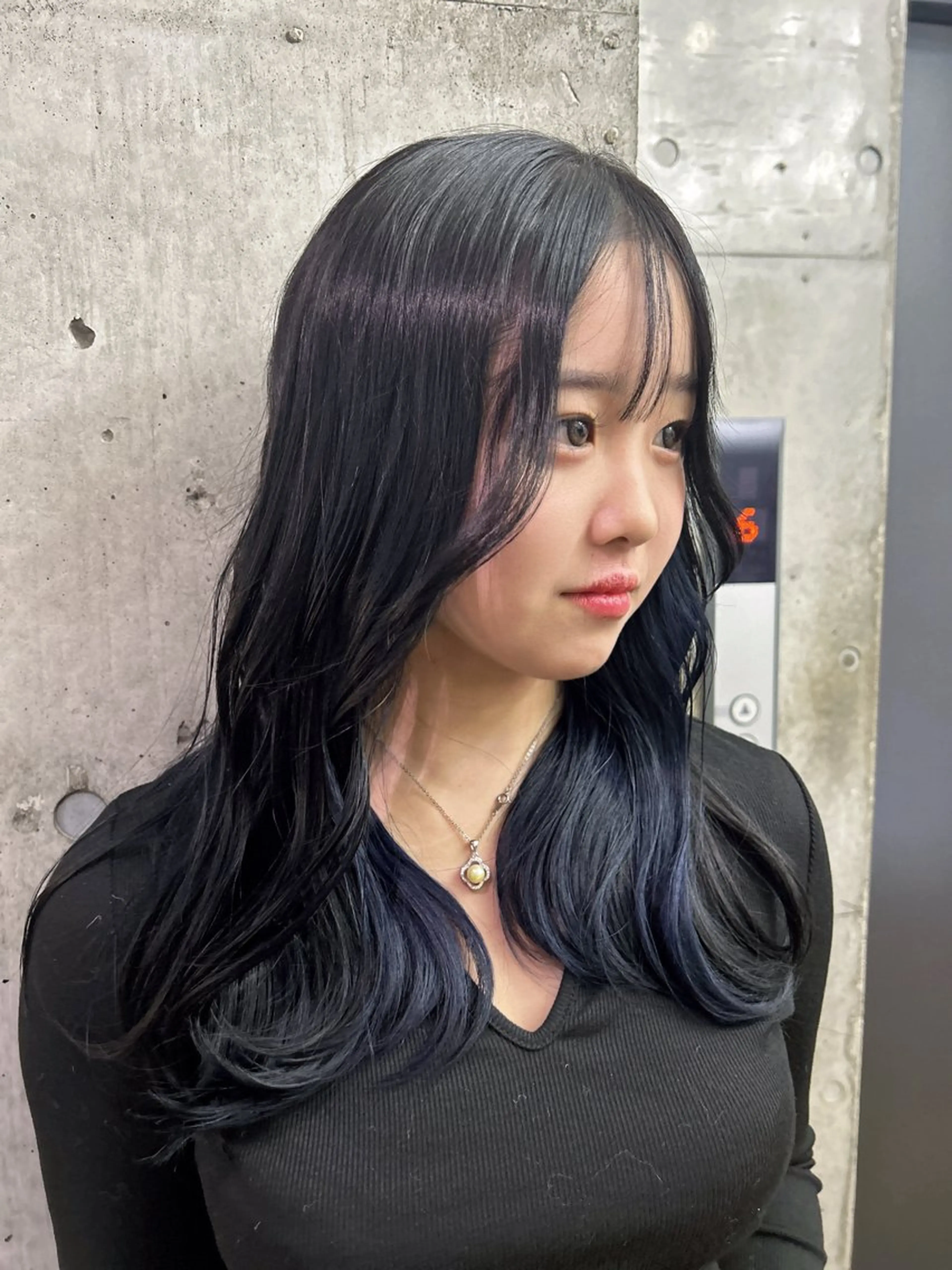 セミロング カラー ヘアカラー トリートメント 🎨デザイン🥇 美髪・艶髪　日暮千敬のヘアスタイル