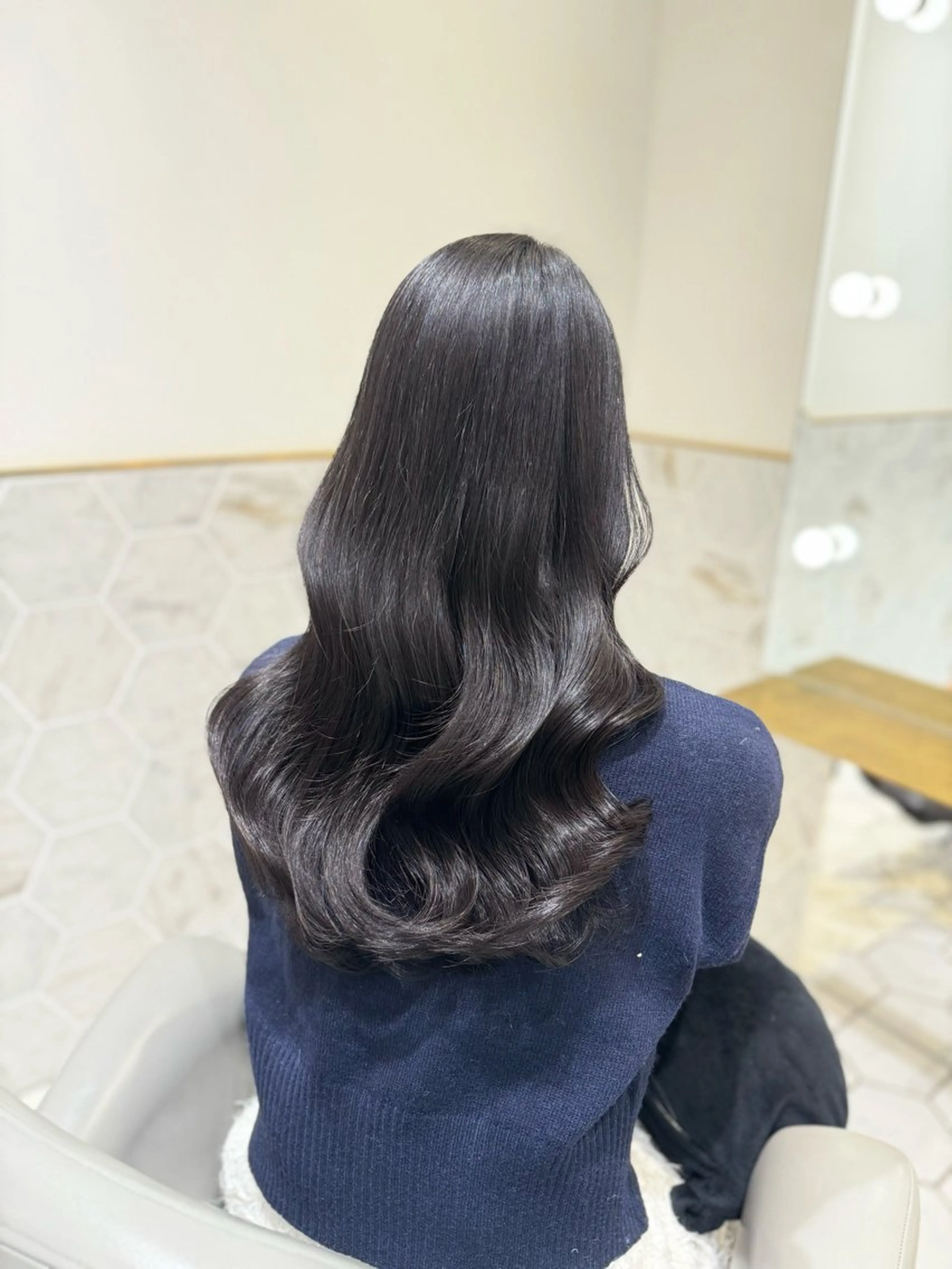 ロング カラー グレージュ ヘアカラー costes 今井芽依のヘアスタイル