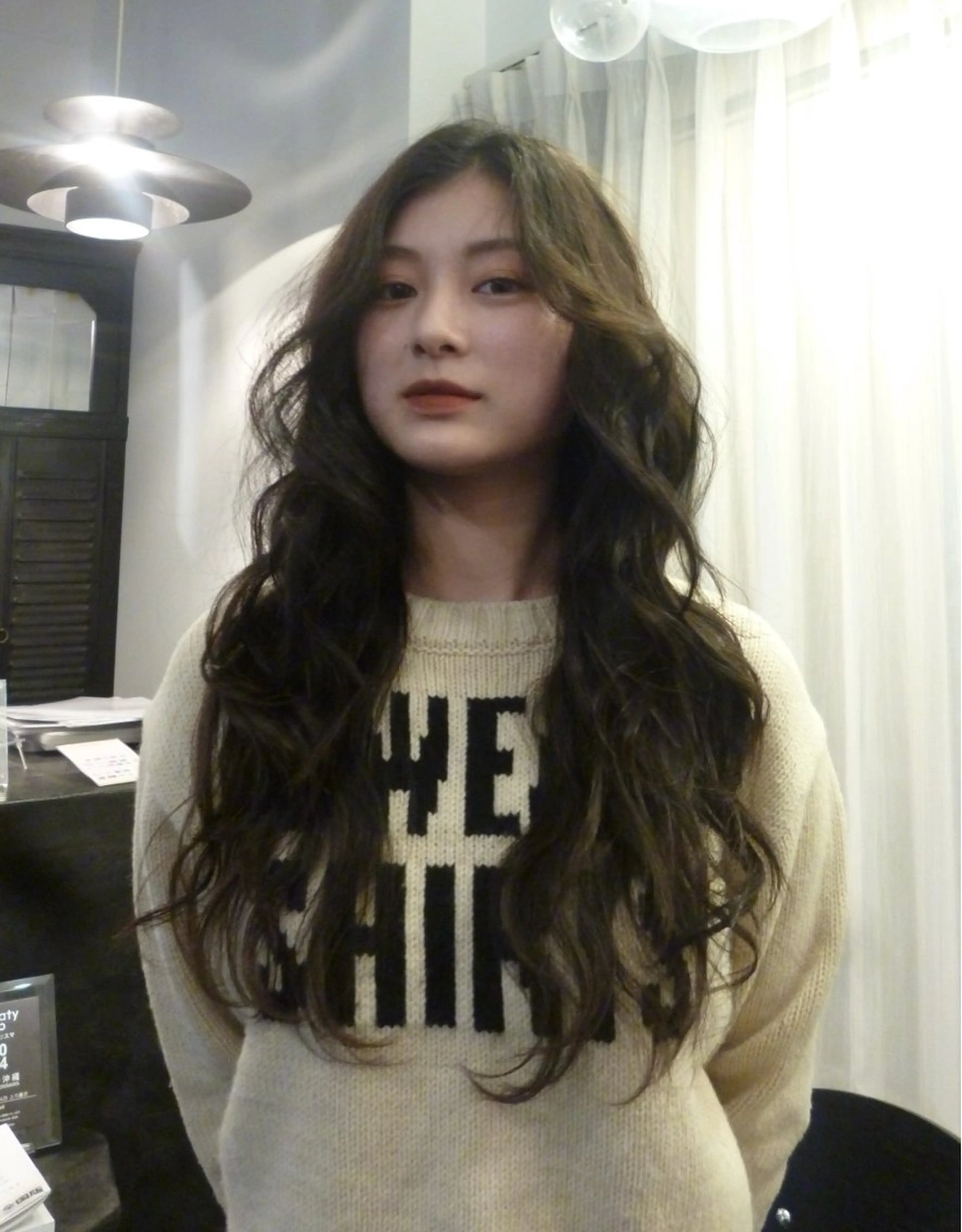 ロング ヘアカラー COME G HEAD 上之裏所属・高木 青空のヘアスタイル