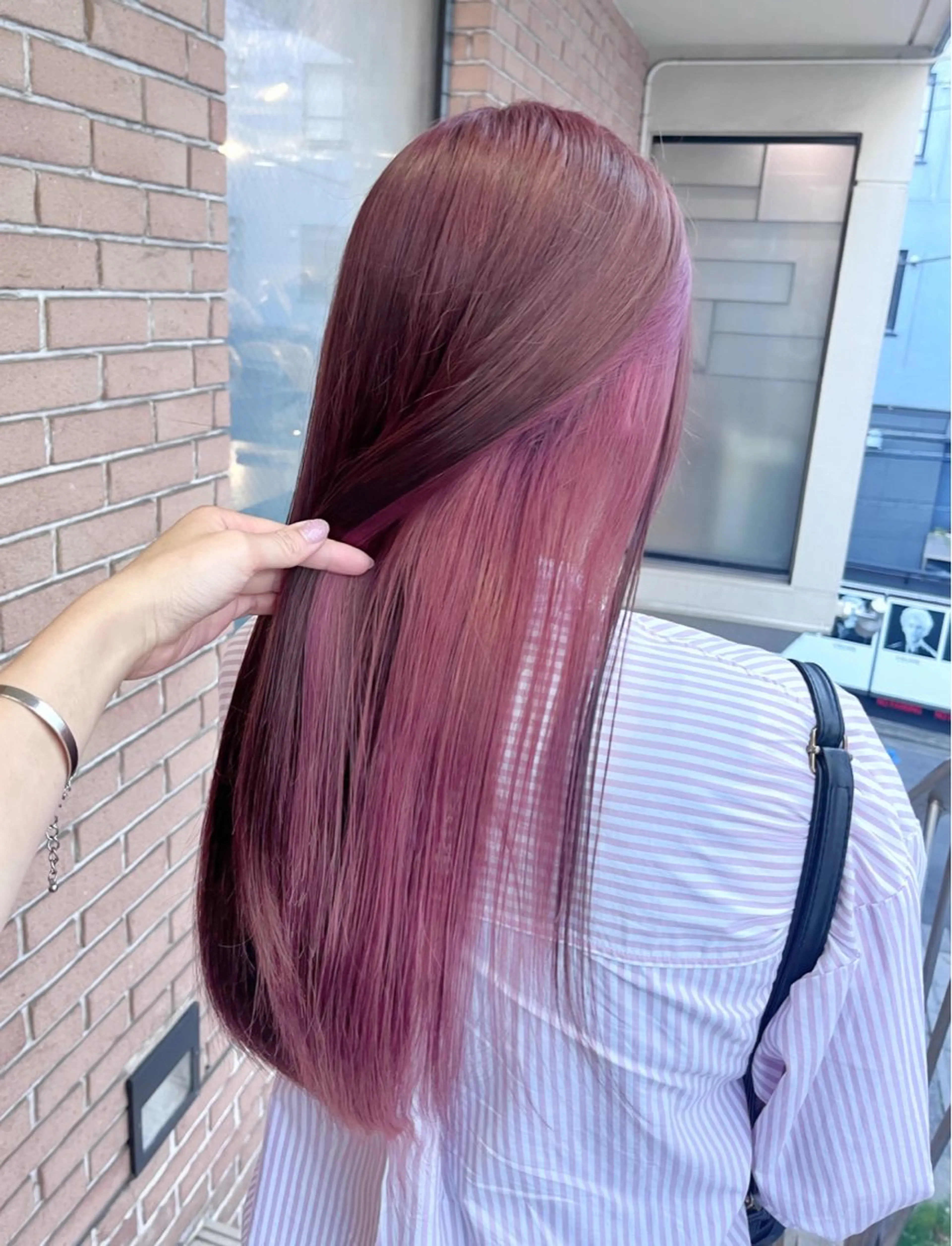 カラー ヘアアレンジ ブリーチ ヘアカラー ピンクカラー🩷 ヘアセットＮＯ.1のヘアスタイル