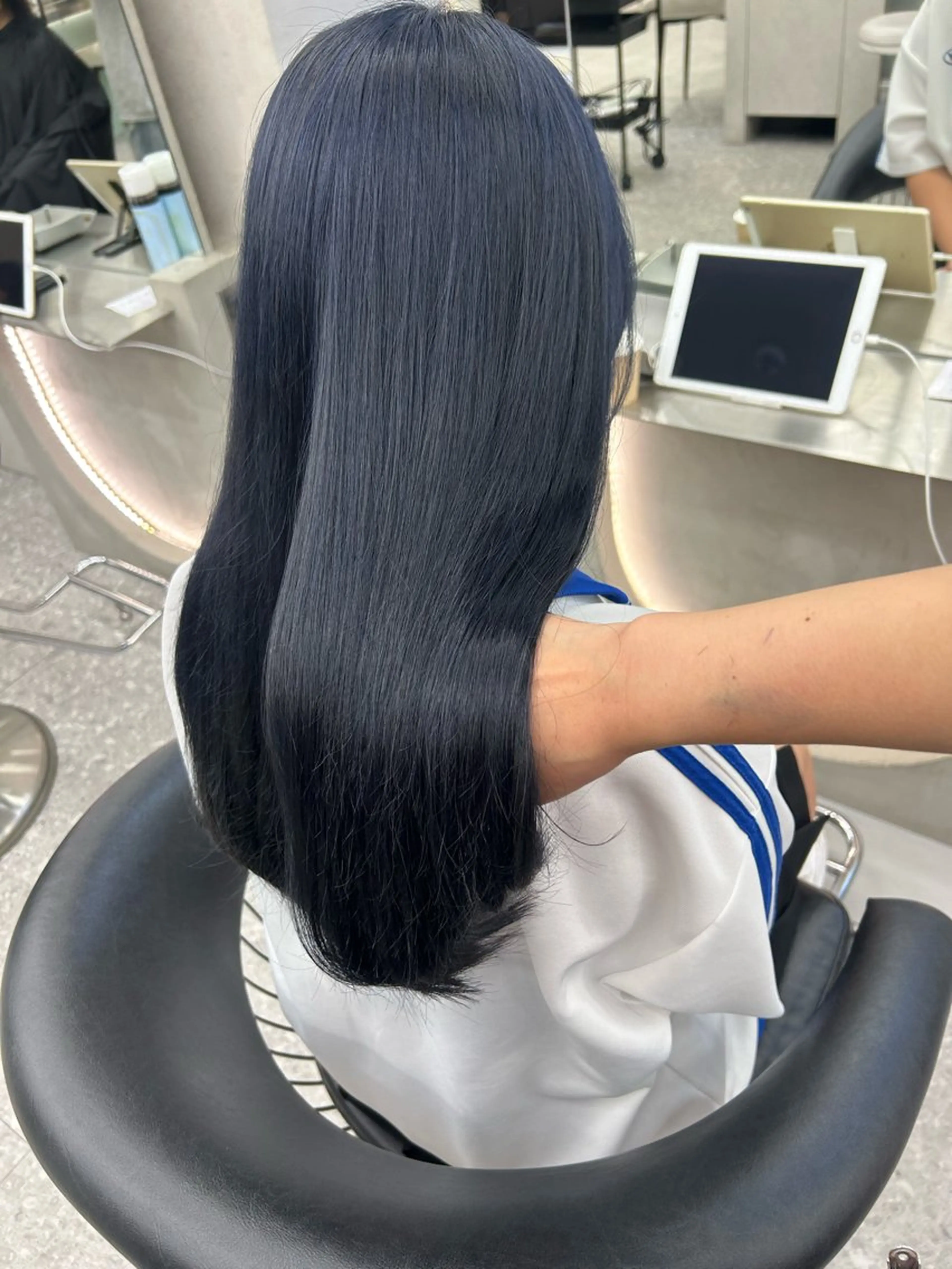 ミディアム カラー ヘアアレンジ ヘアカラー トリートメント ベージュ🎀 ふみかのヘアスタイル