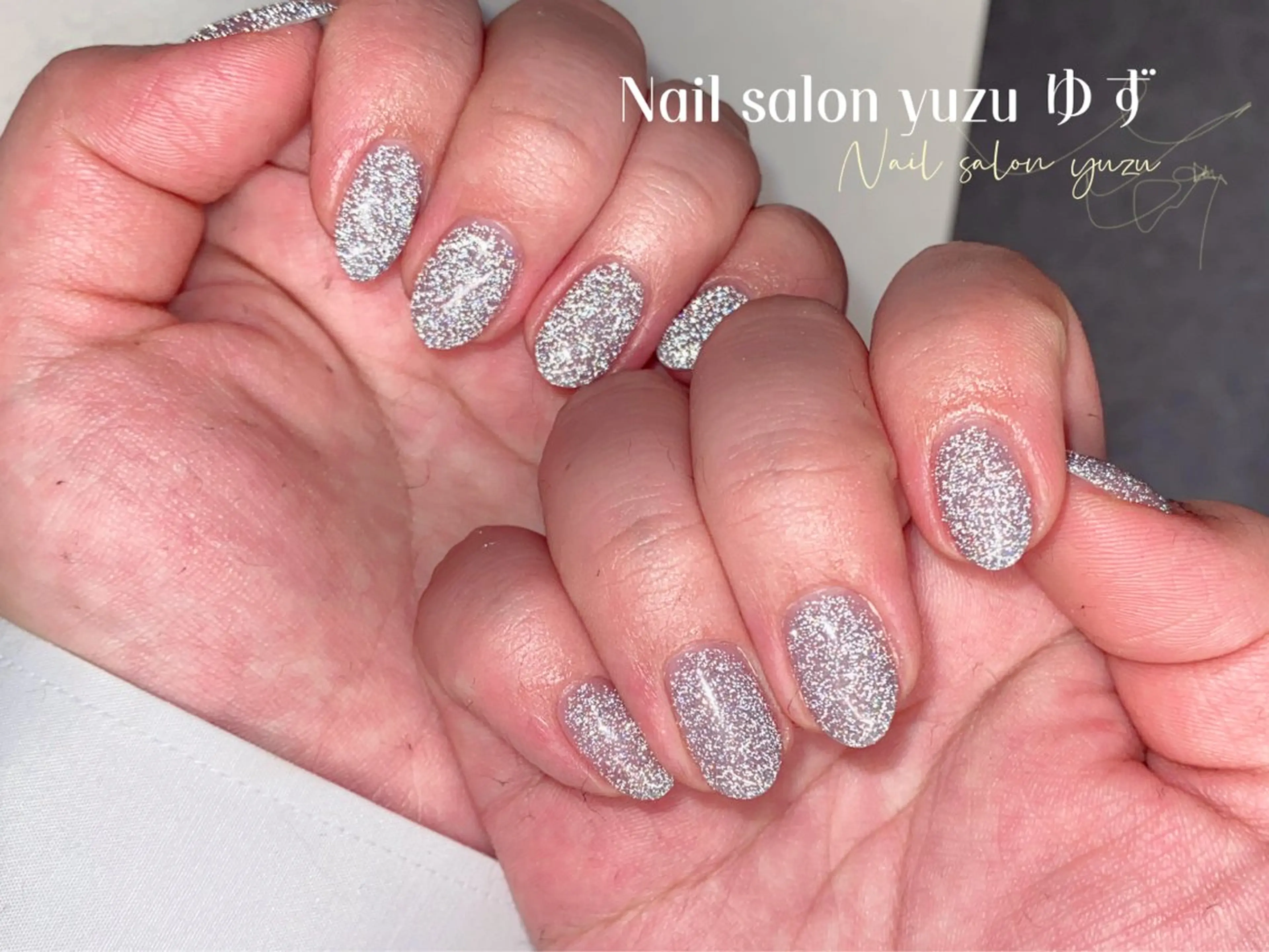 ネイル チークネイル 成人式 ドット フレンチネイル ジェルネイル ゆず Nail Salonのネイルデザイン