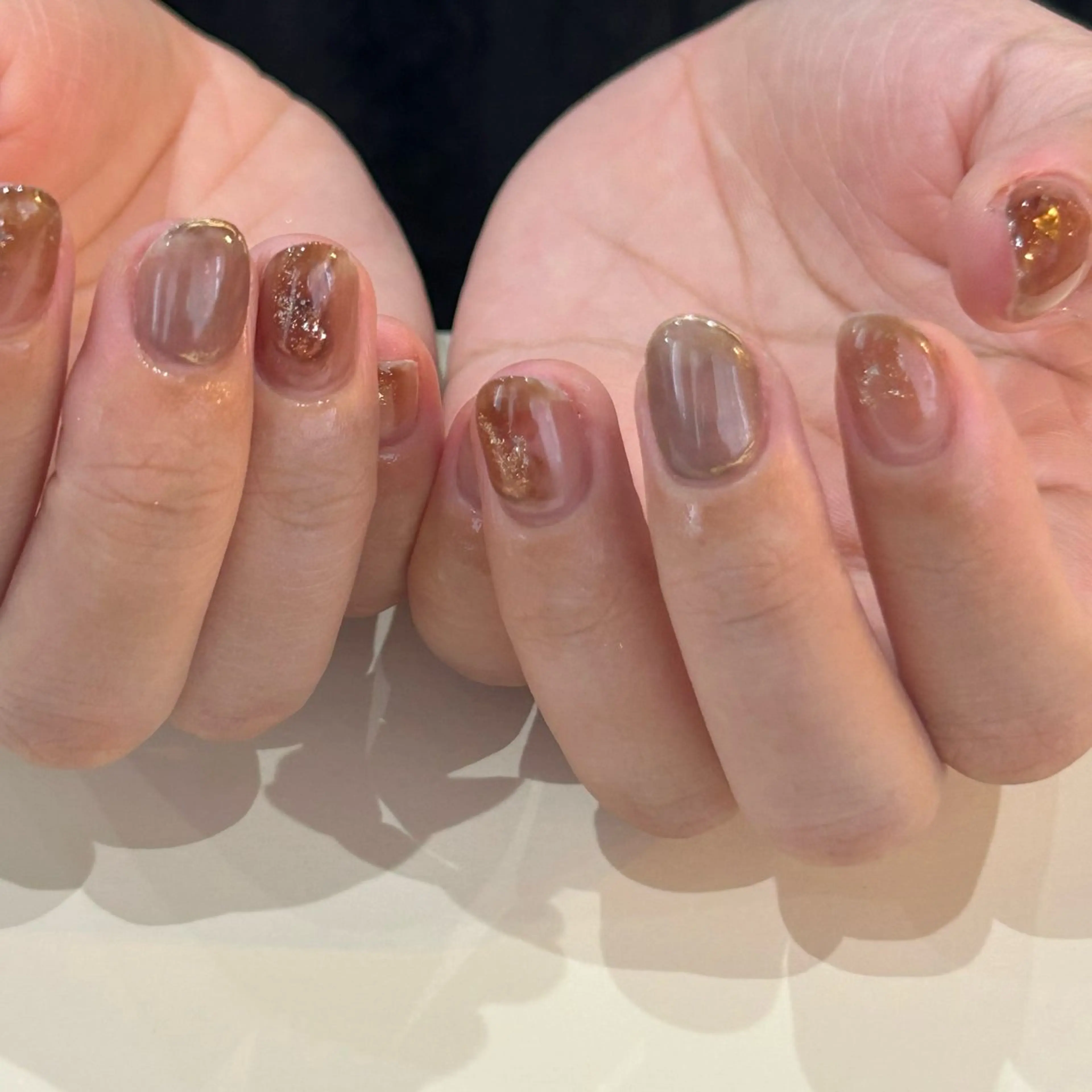 ネイル ブラウン ニュアンスネイル ハンドネイル Etel atelier.のネイルデザイン