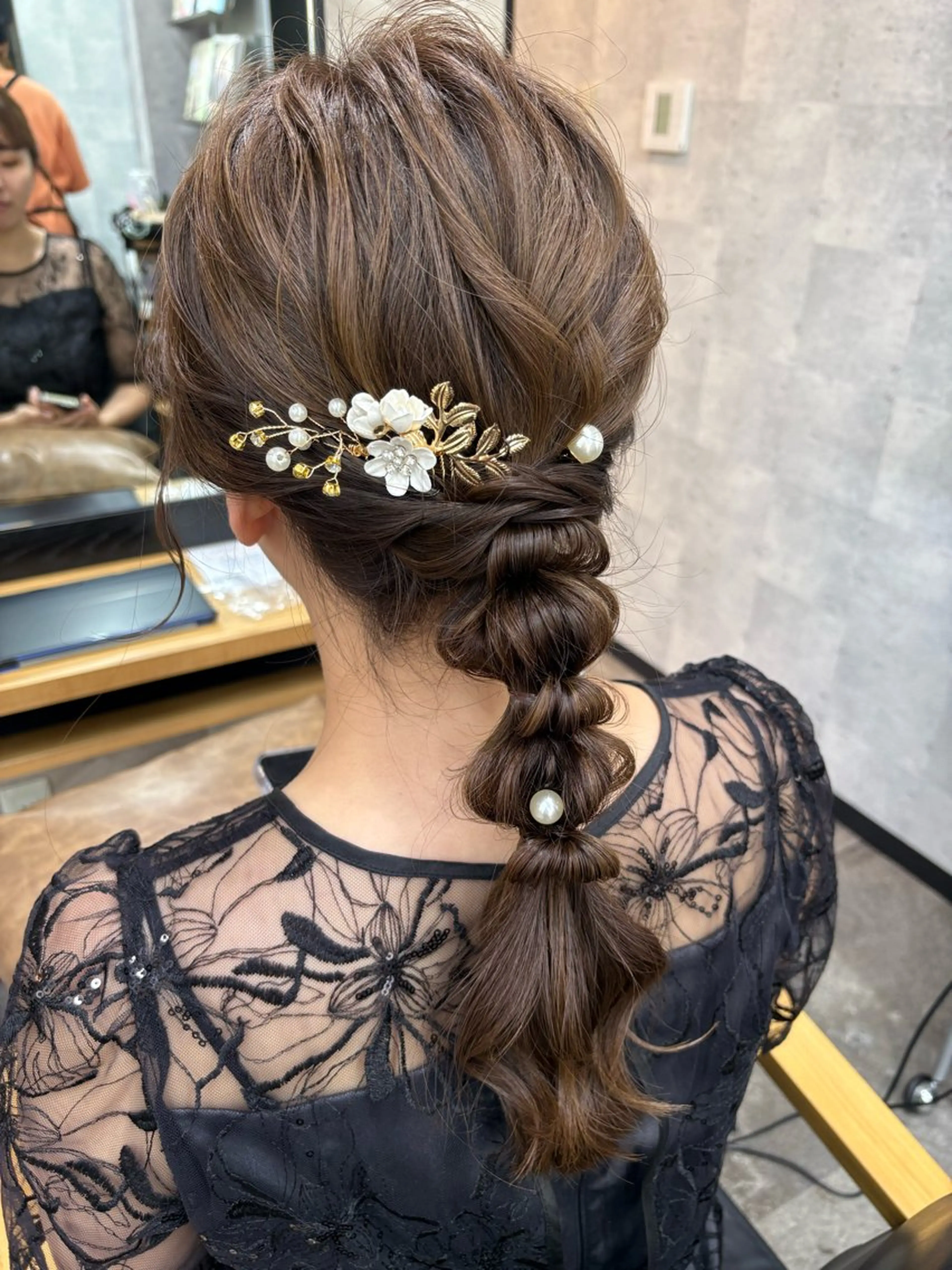 セミロング ヘアアレンジ ヘアセット 飯塚 沙衣のヘアスタイル