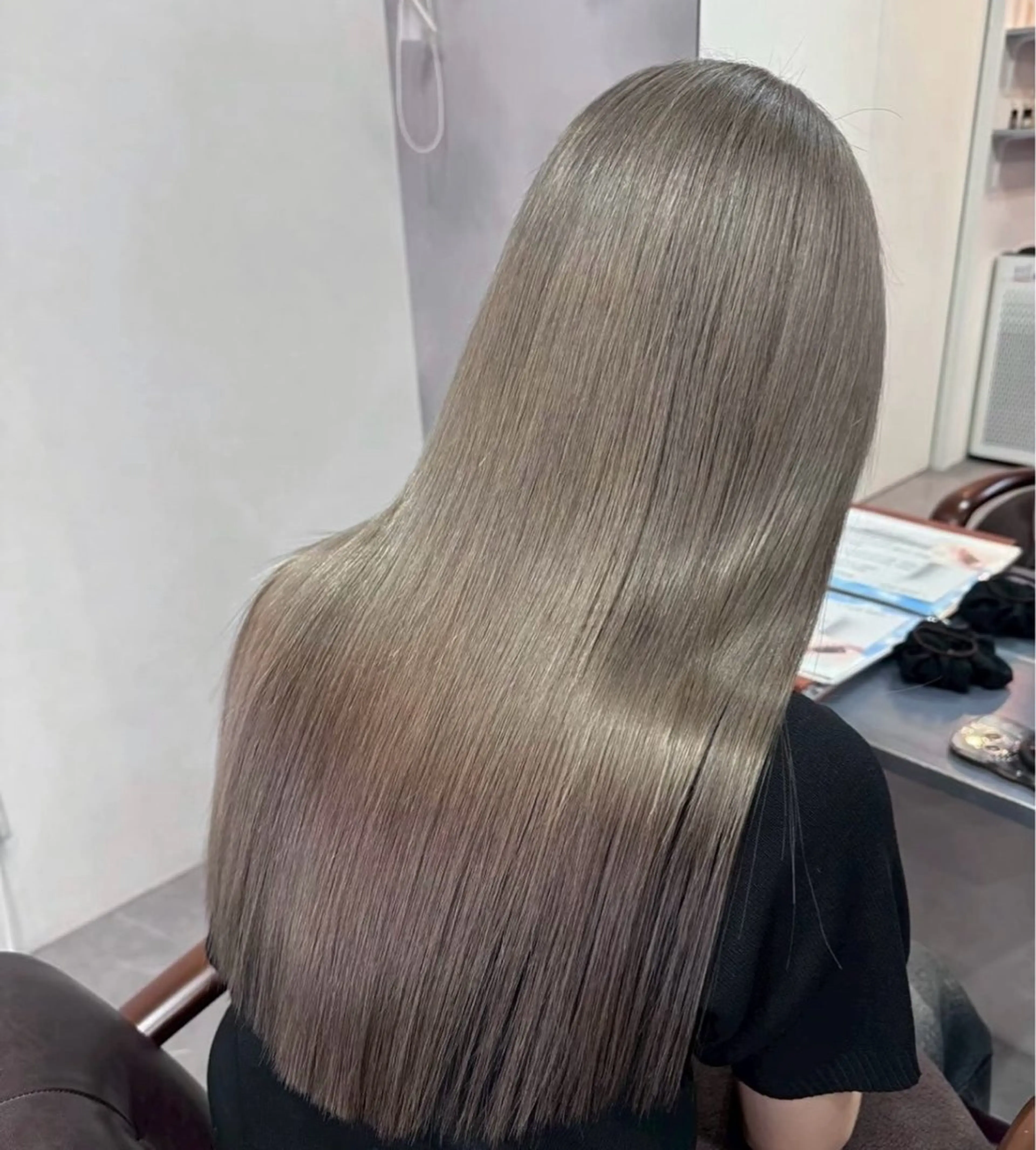 ロング ヘアカラー okura nanamiのヘアスタイル