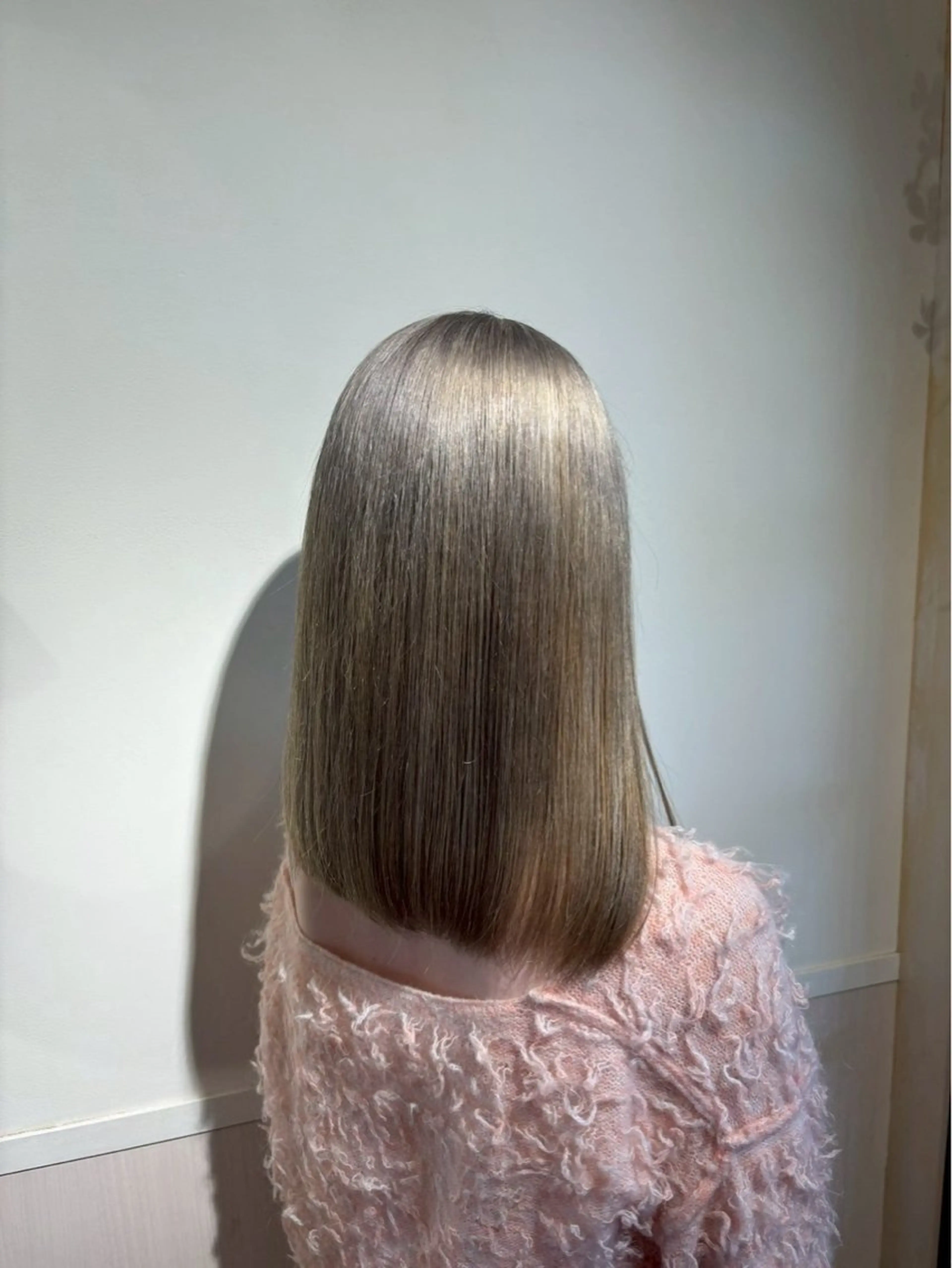 セミロング カラー ヘアカラー トリートメント 時田 羽美のヘアスタイル