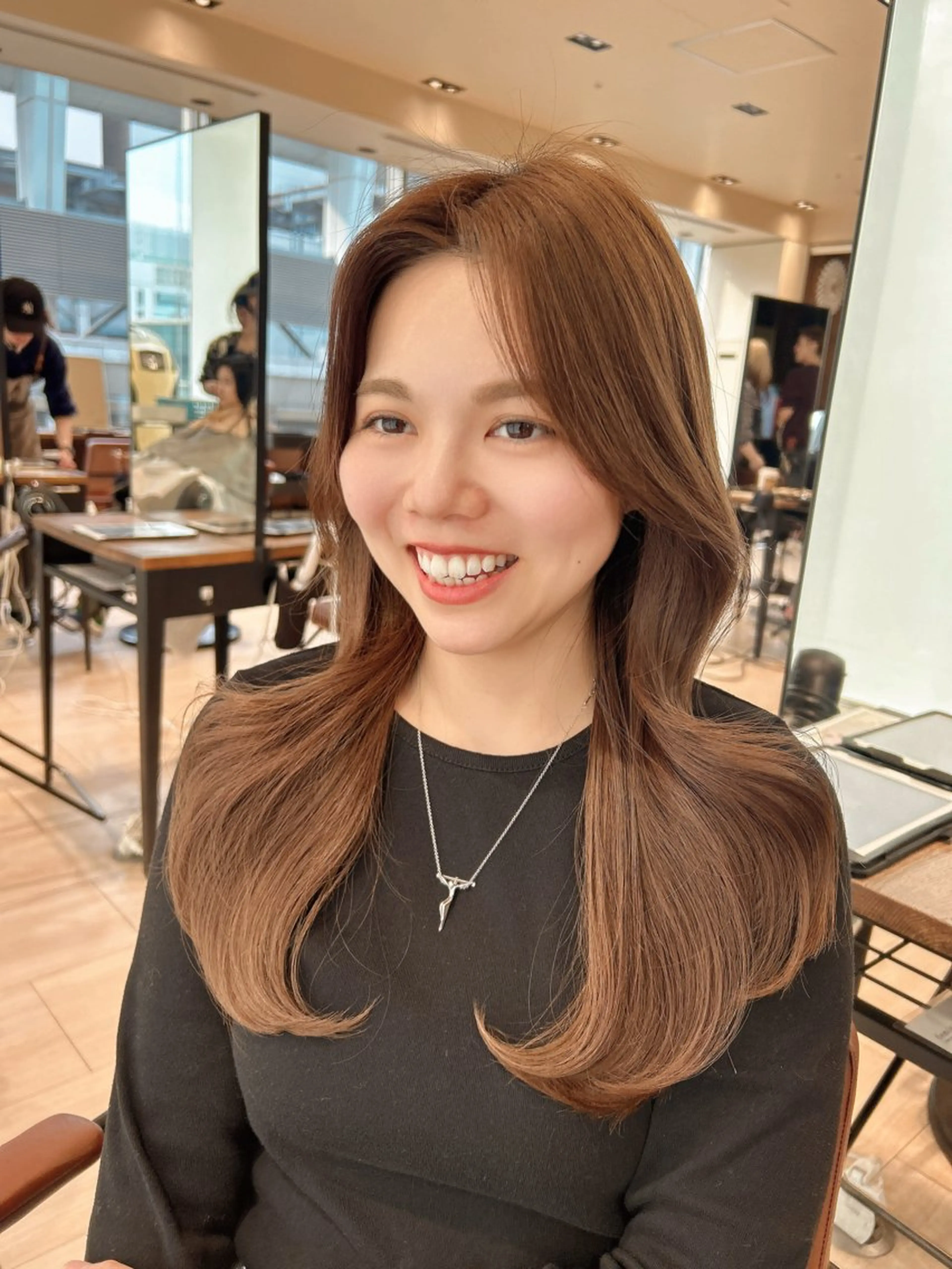 ロング レイヤーカット カット ヘアカラー トリートメント 🎀大竹美侑／顔まわ りカット／レイヤーのヘアスタイル