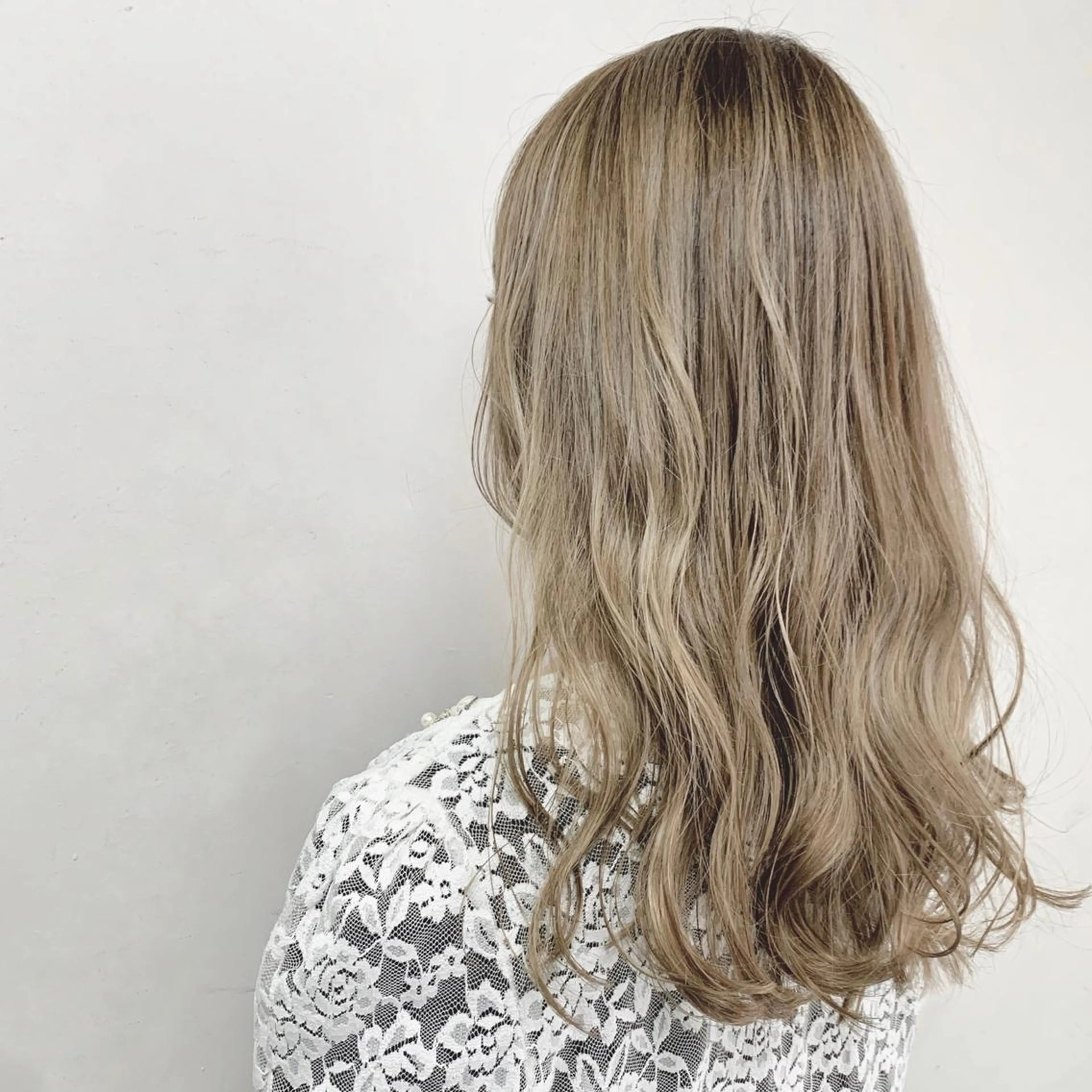 ロング ハイライト トリートメント 山下 直人のヘアスタイル