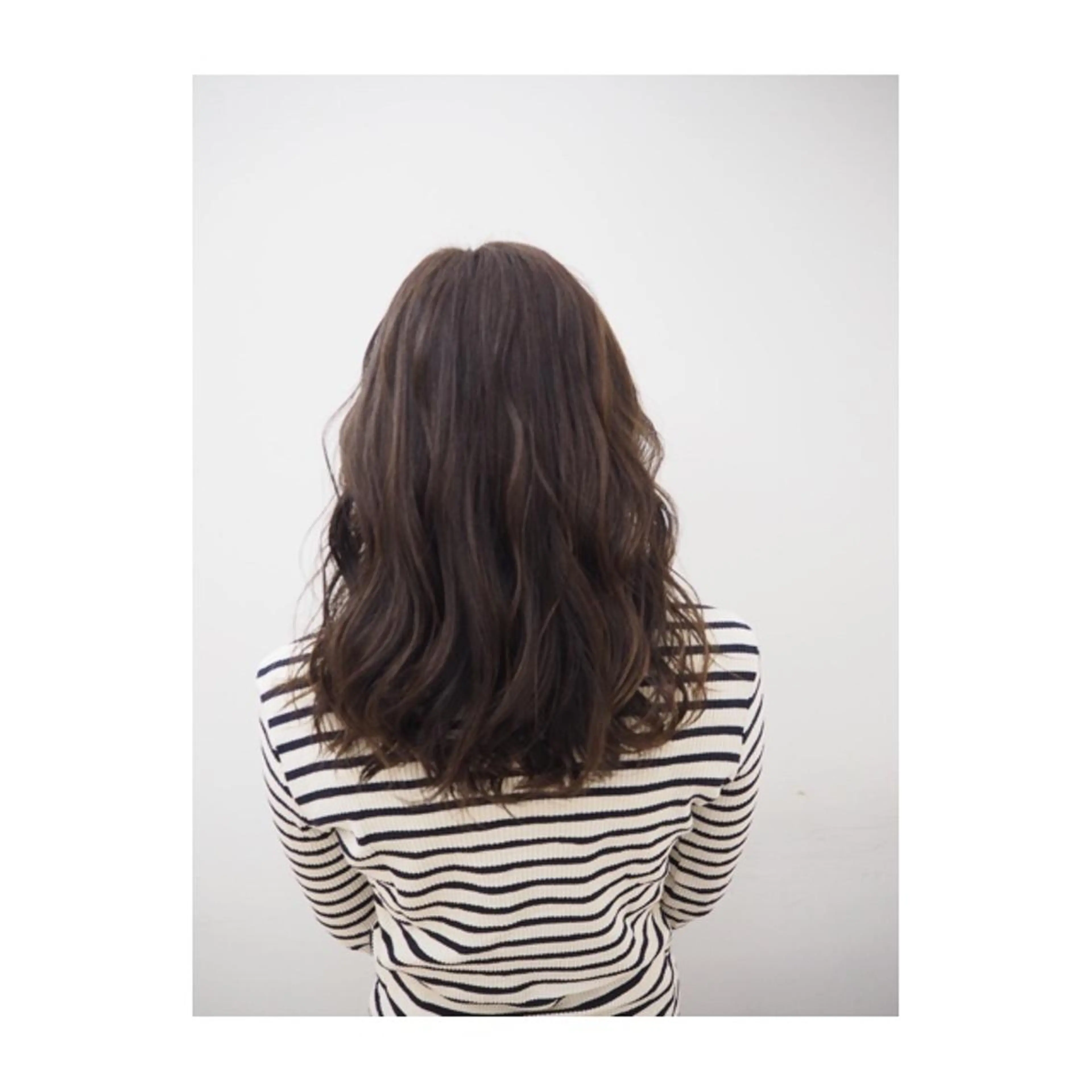 ミディアム カラー 永岡 鉄平のヘアスタイル