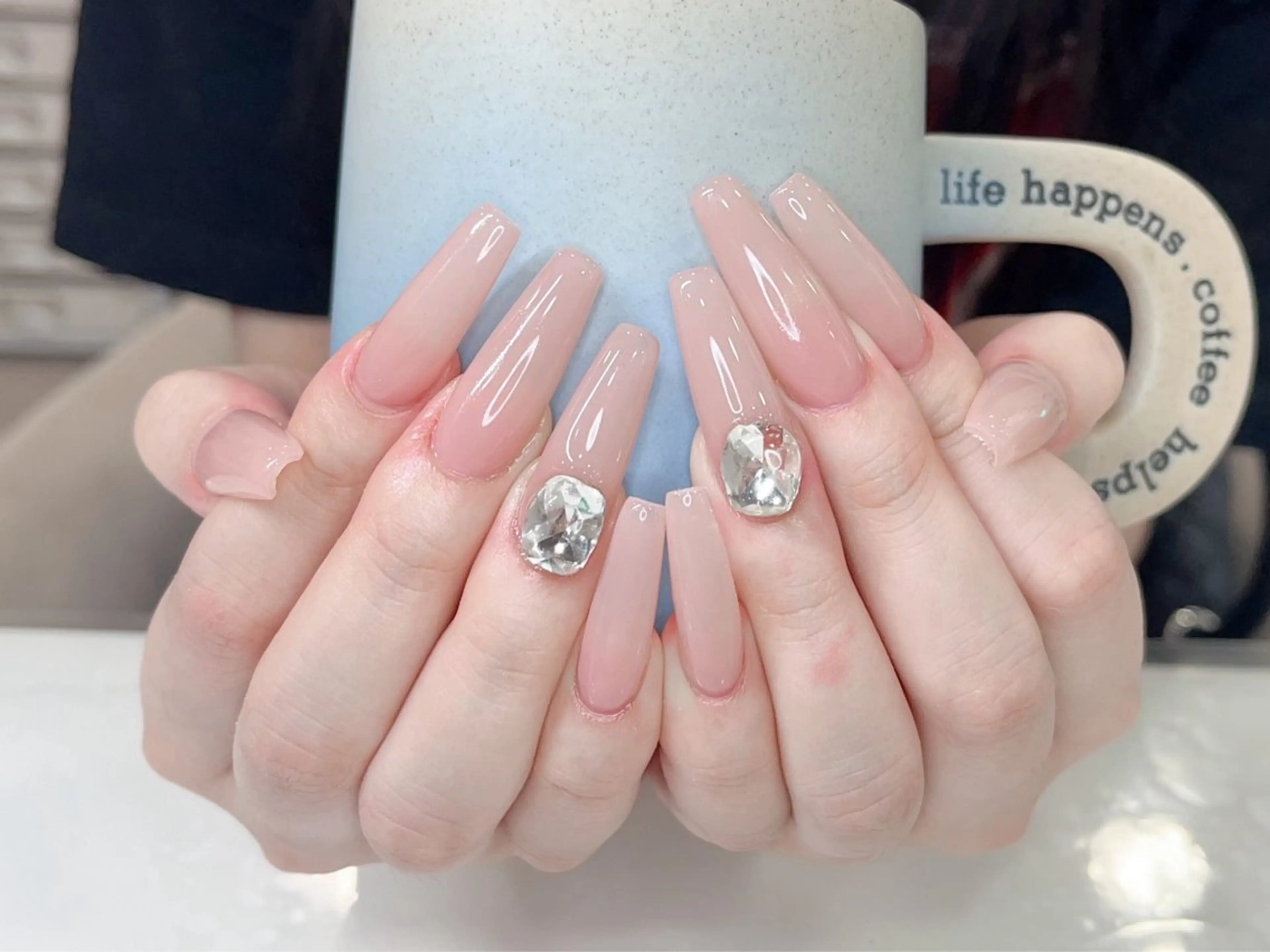 ネイル ストーンネイル ハンドネイル Nail Salon KINA 心斎橋店のネイルデザイン