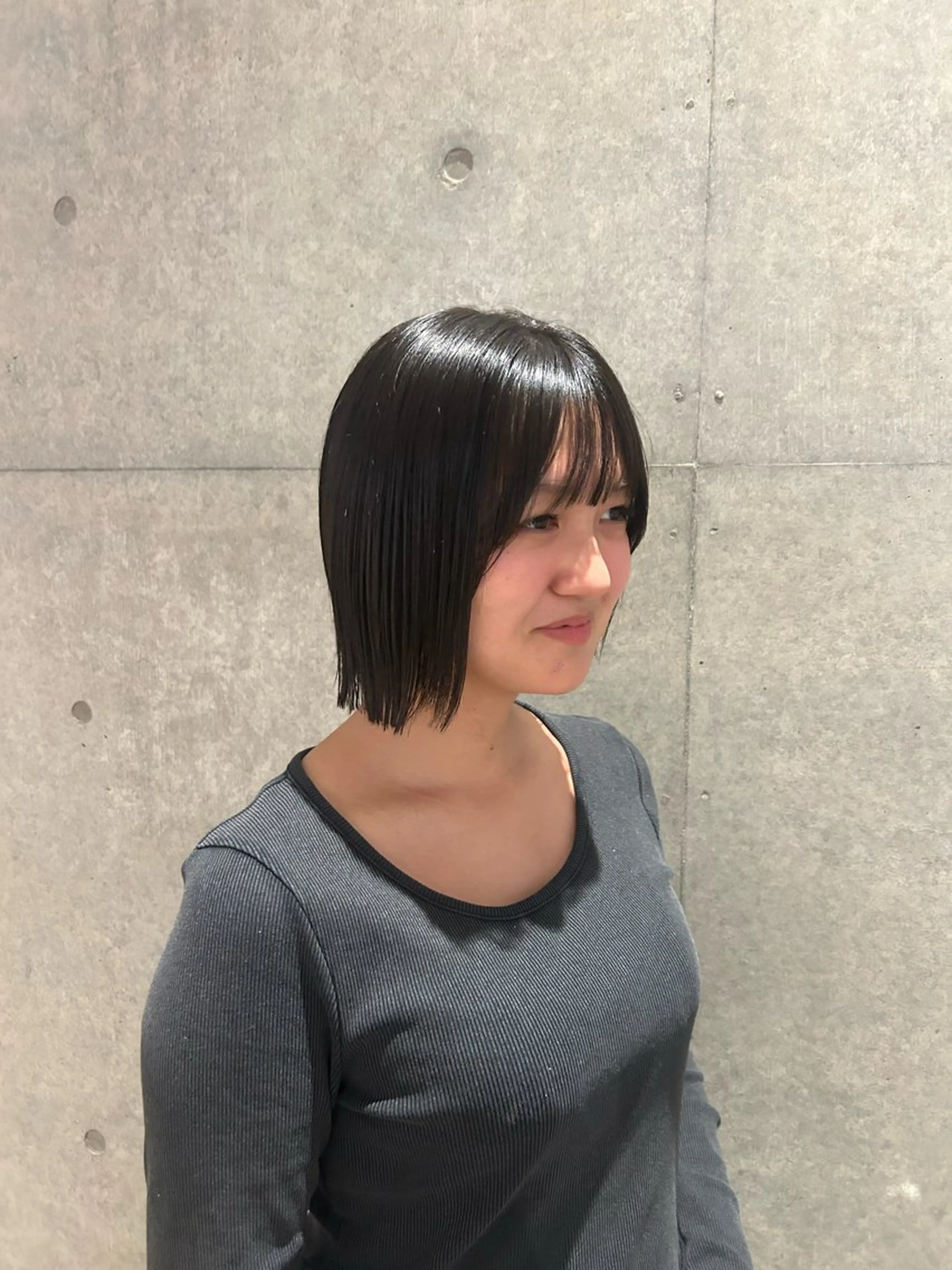 ミディアム ボブ 南 菜花のヘアスタイル