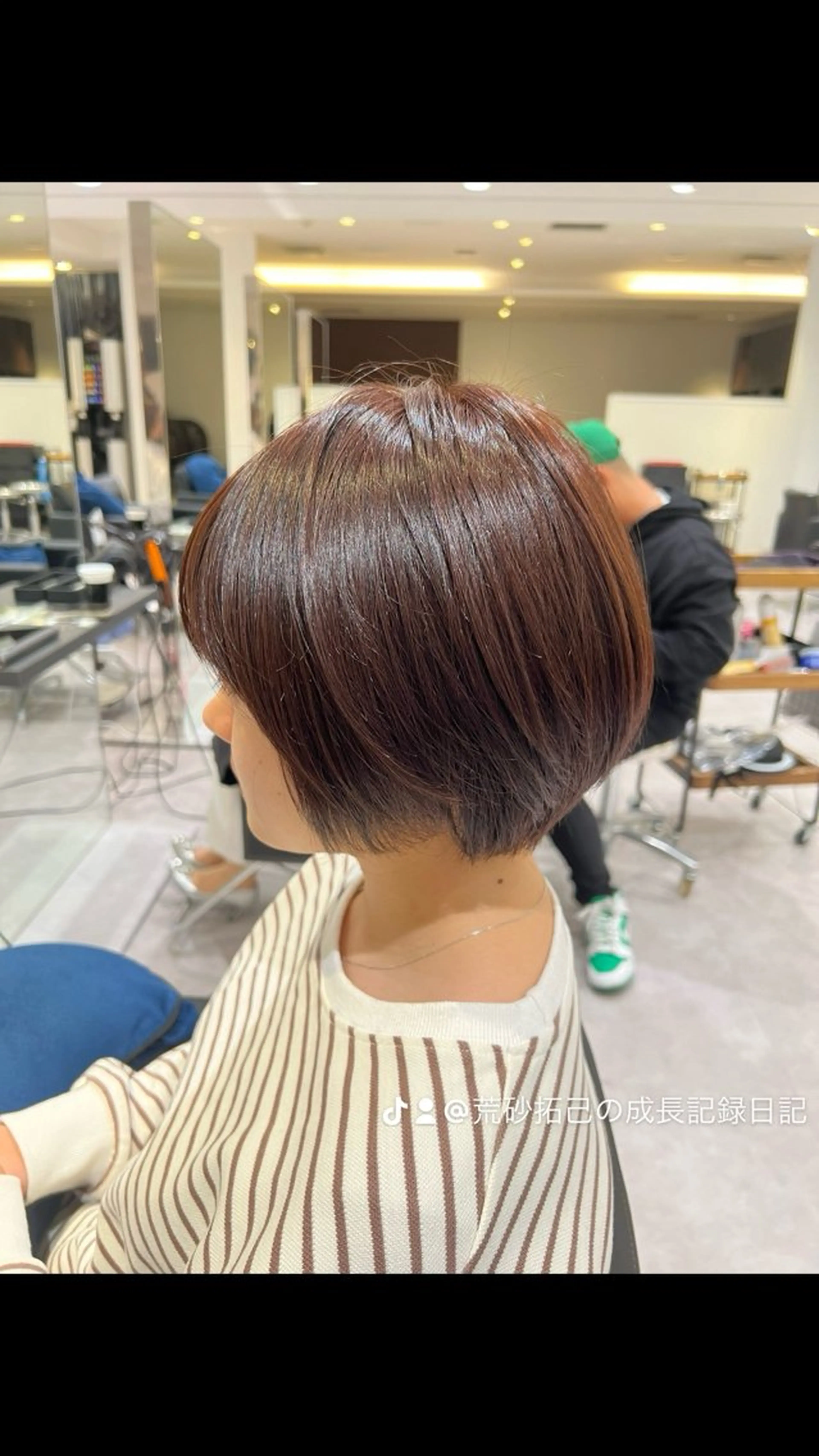 ショート トリートメント 無料カットモデル/ ショート特化/荒砂のヘアスタイル