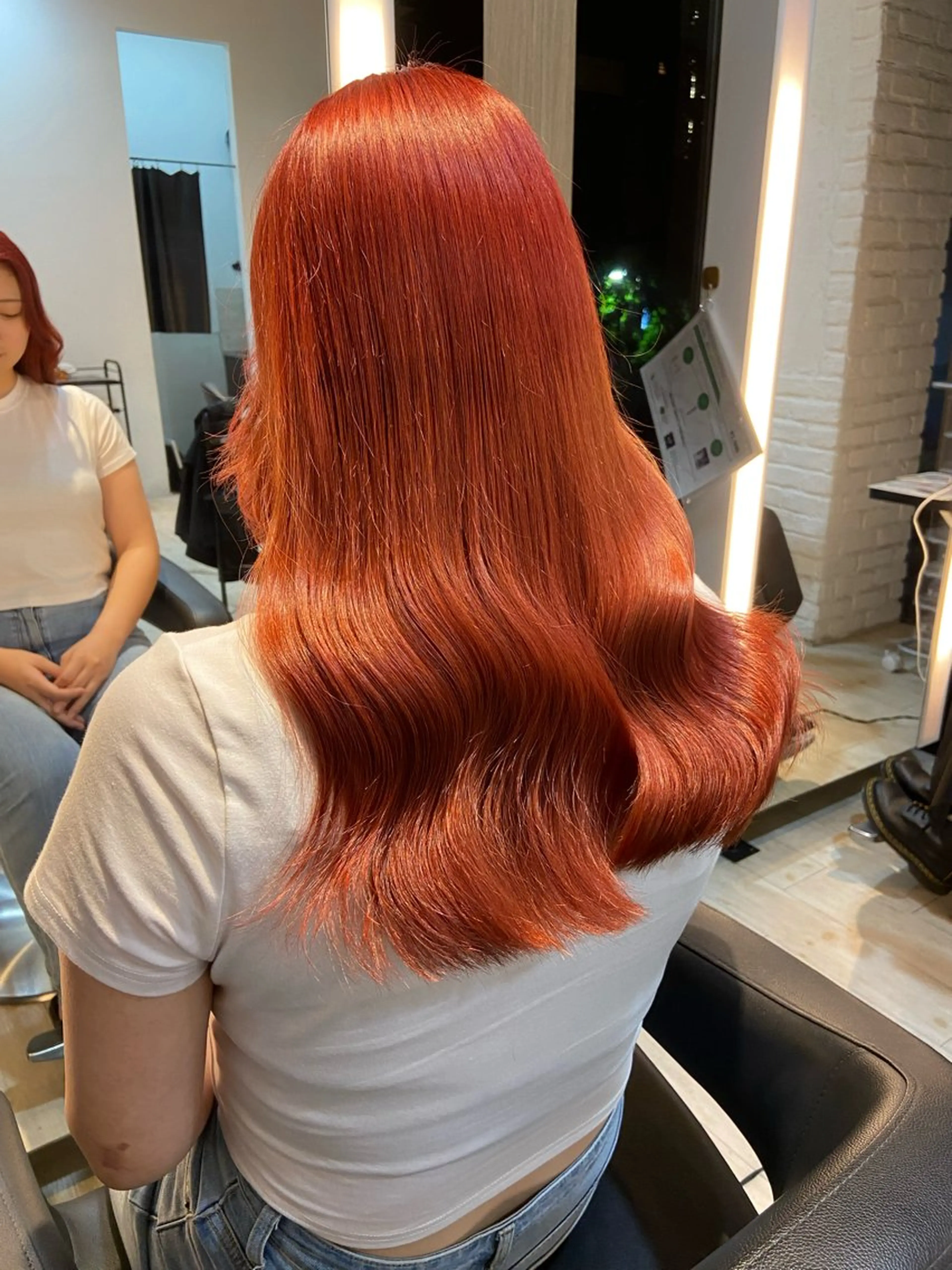 ロング カラー ブリーチ ダブルカラー ブリーチなしカラー オレンジ ブリーチ/髪質改善/ 透明感カラー/暖色のヘアスタイル