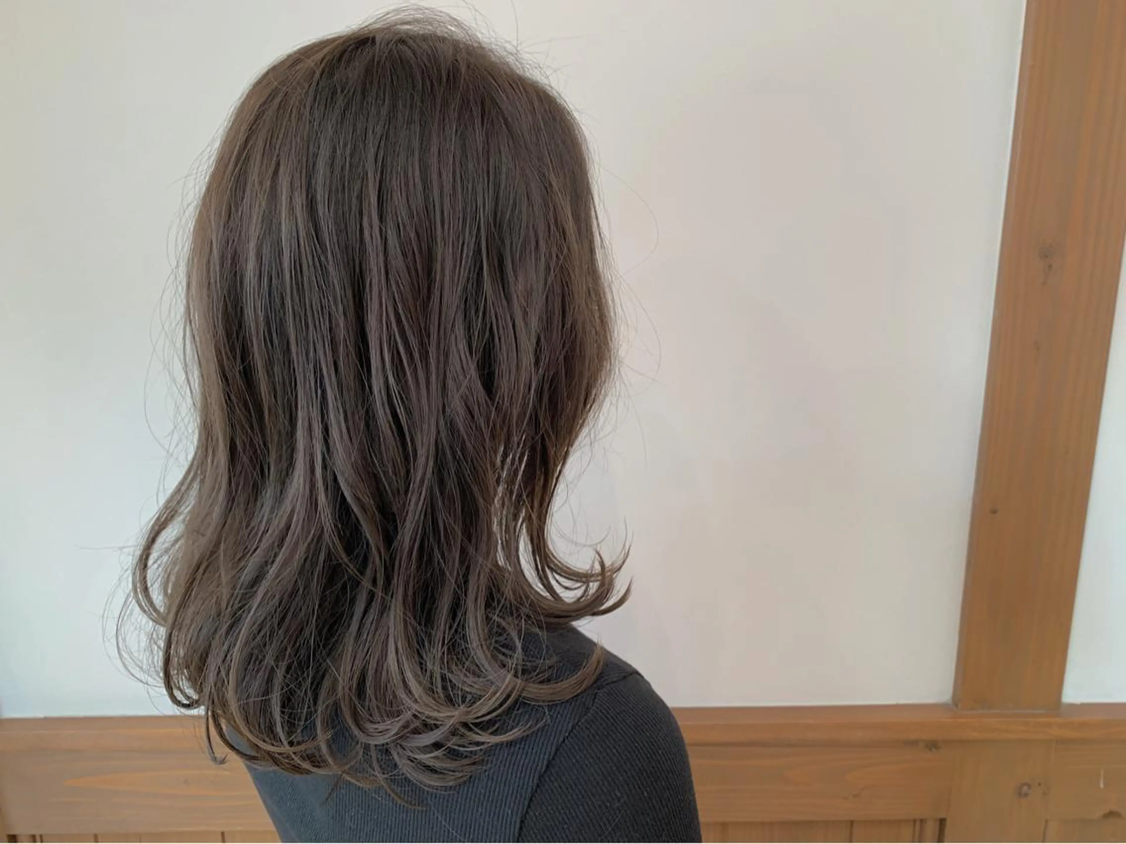 セミロング パーマ Artist 藤﨑紘成のヘアスタイル