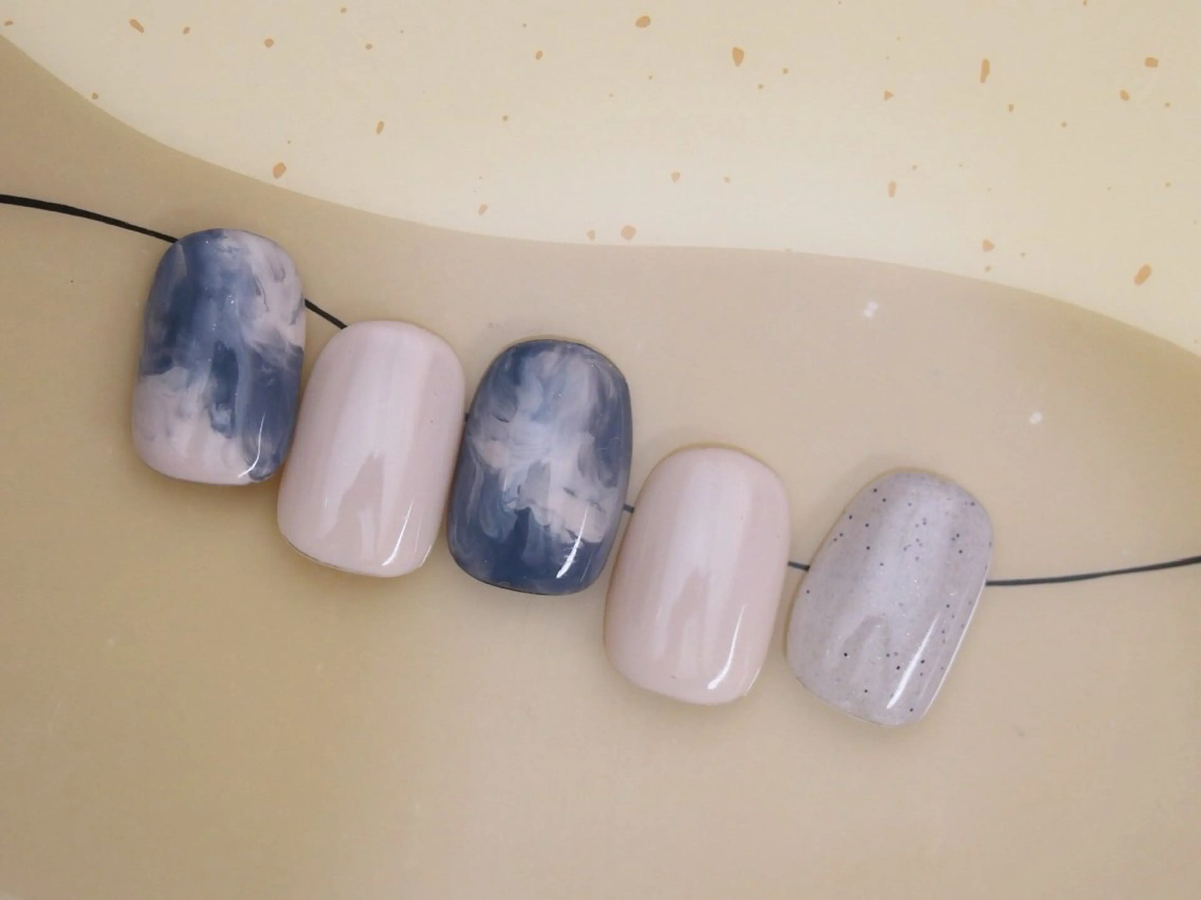 ネイル シンプルネイル emunail  kannai所属・. mayuのネイルデザイン
