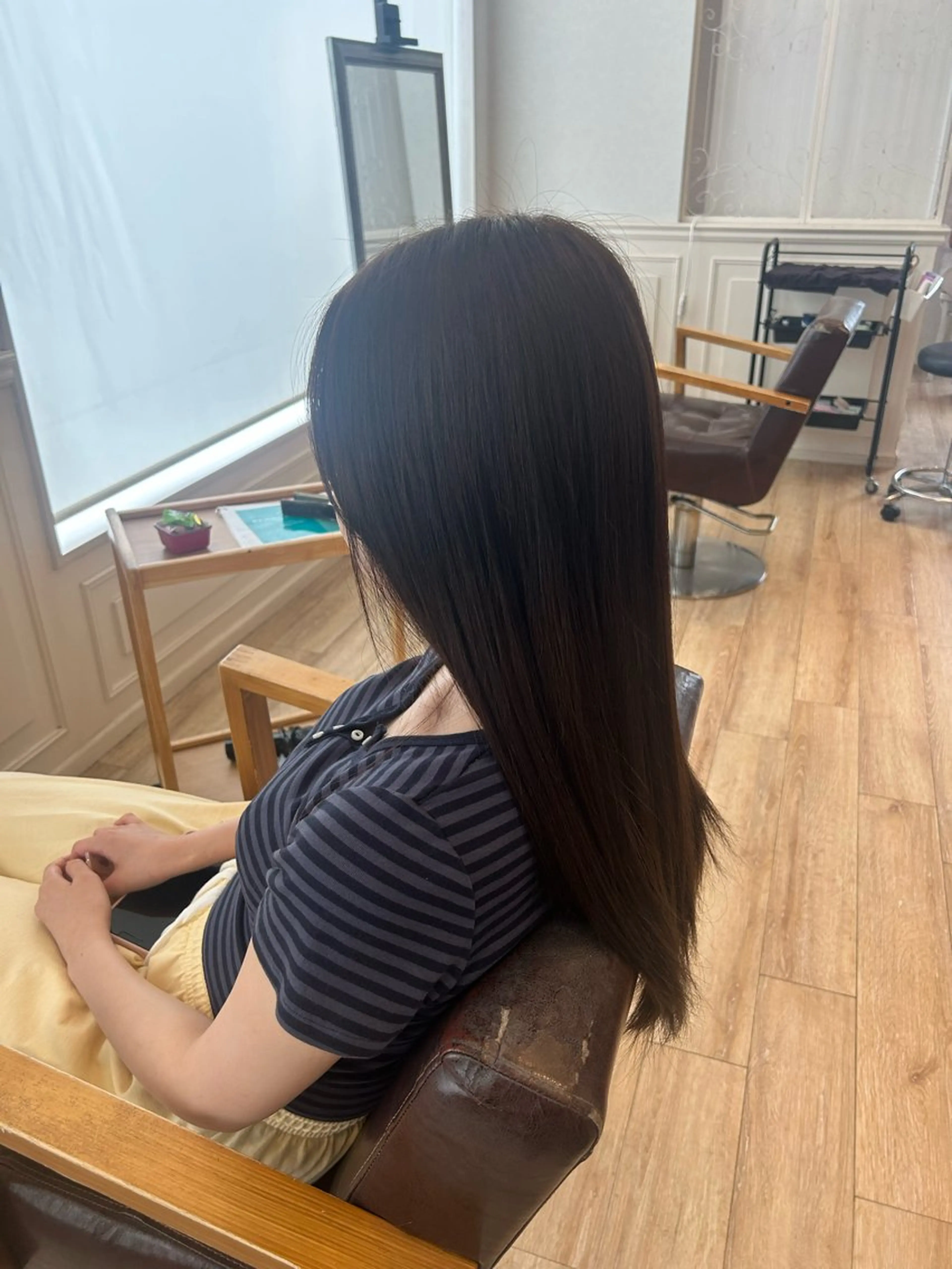 ロング カラー ブラウンカラー 岩崎 玲花のヘアスタイル