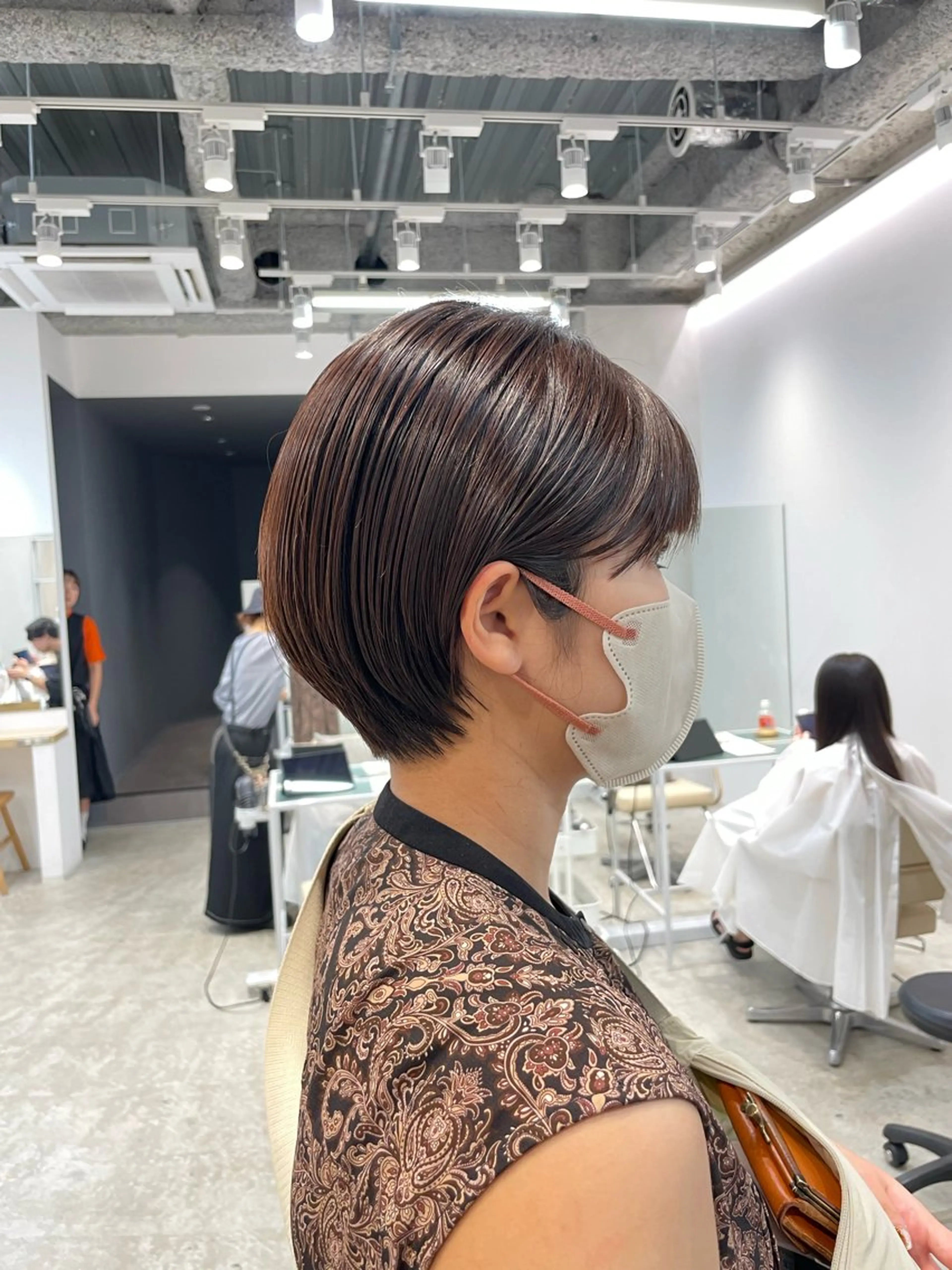 ショート レイヤーカット Kinoのヘアスタイル