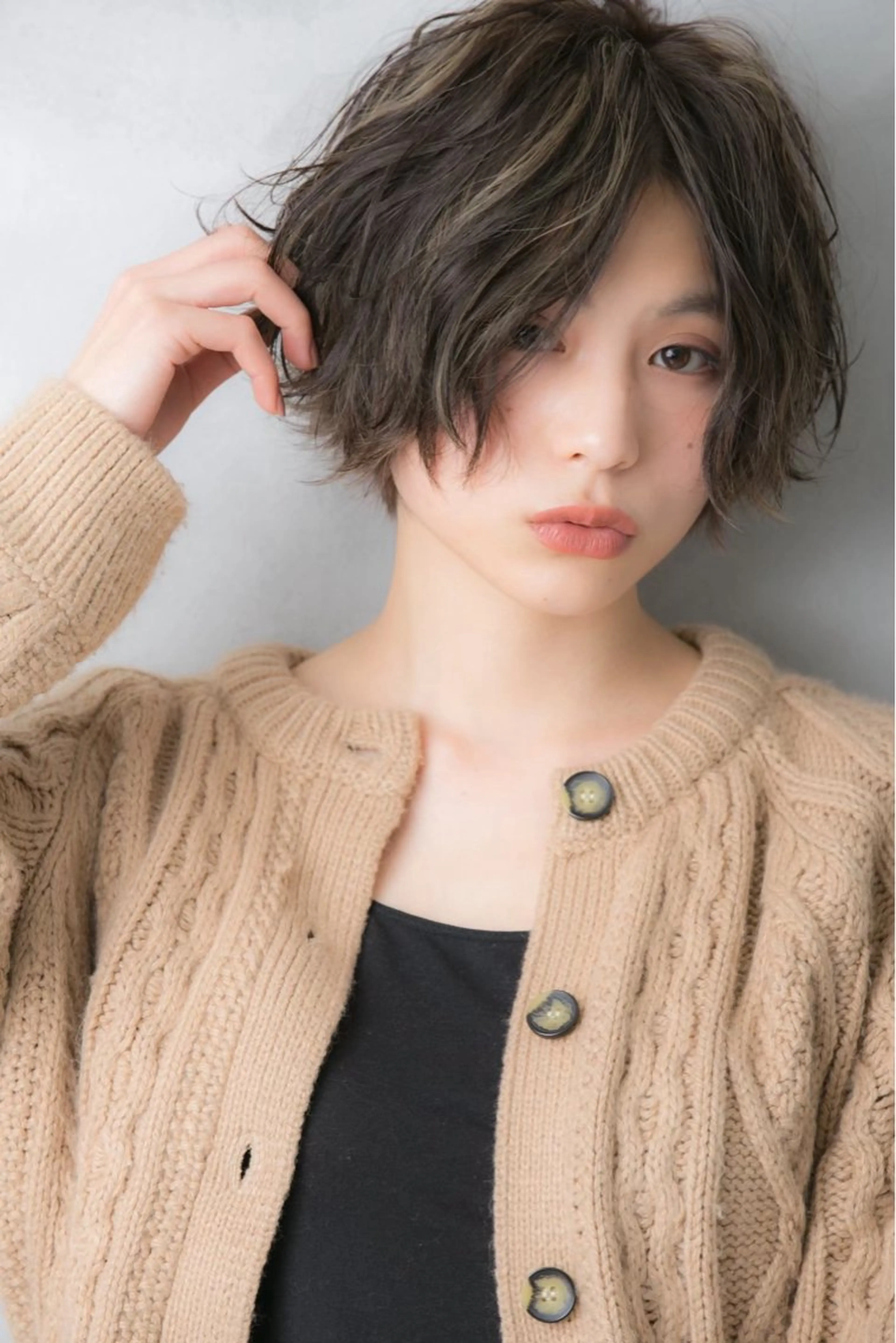 ショート カラー ハンサムショート ハイライトカラー ハイライト ショートヘア 小顔カット✨ 透明感カラー✨kyoのヘアスタイル