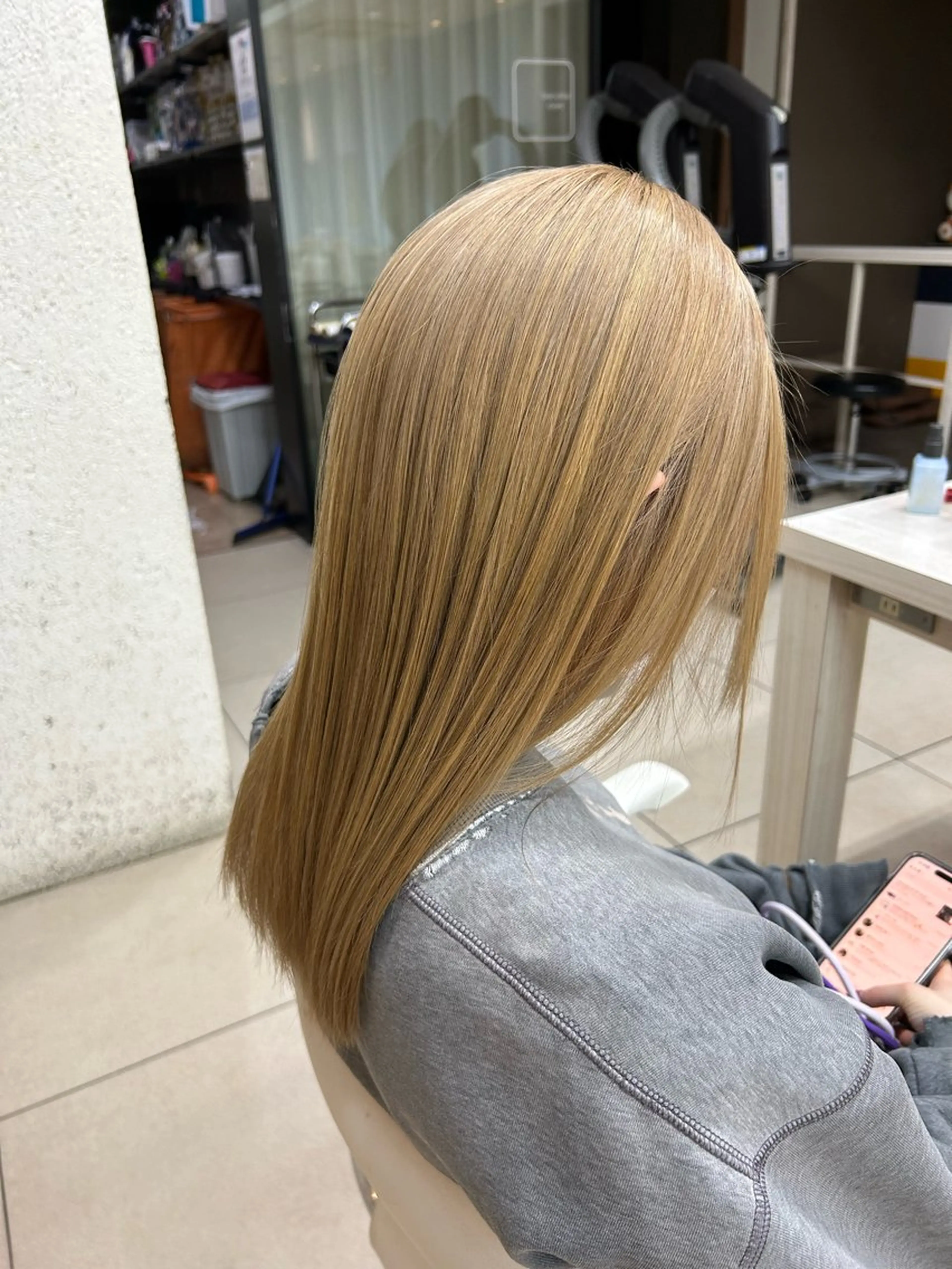カラー ヘアカラー トリートメント ウィチ所属・縮毛矯正と髪質改善 ⭐️桐生翼のヘアスタイル