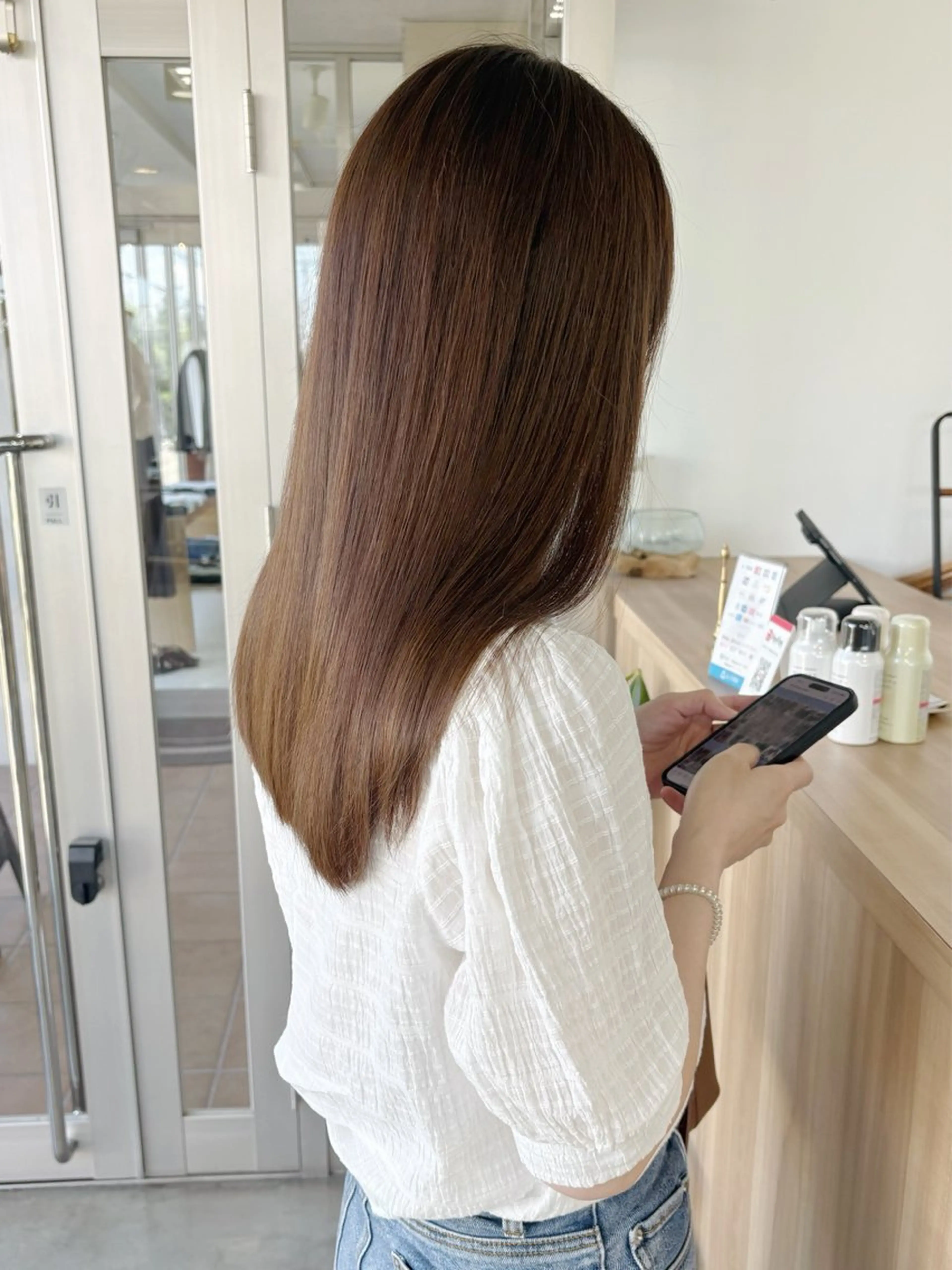 カラー 透明感カラー 髪質改善 ヘアカラー トリートメント 津田 七美希のヘアスタイル