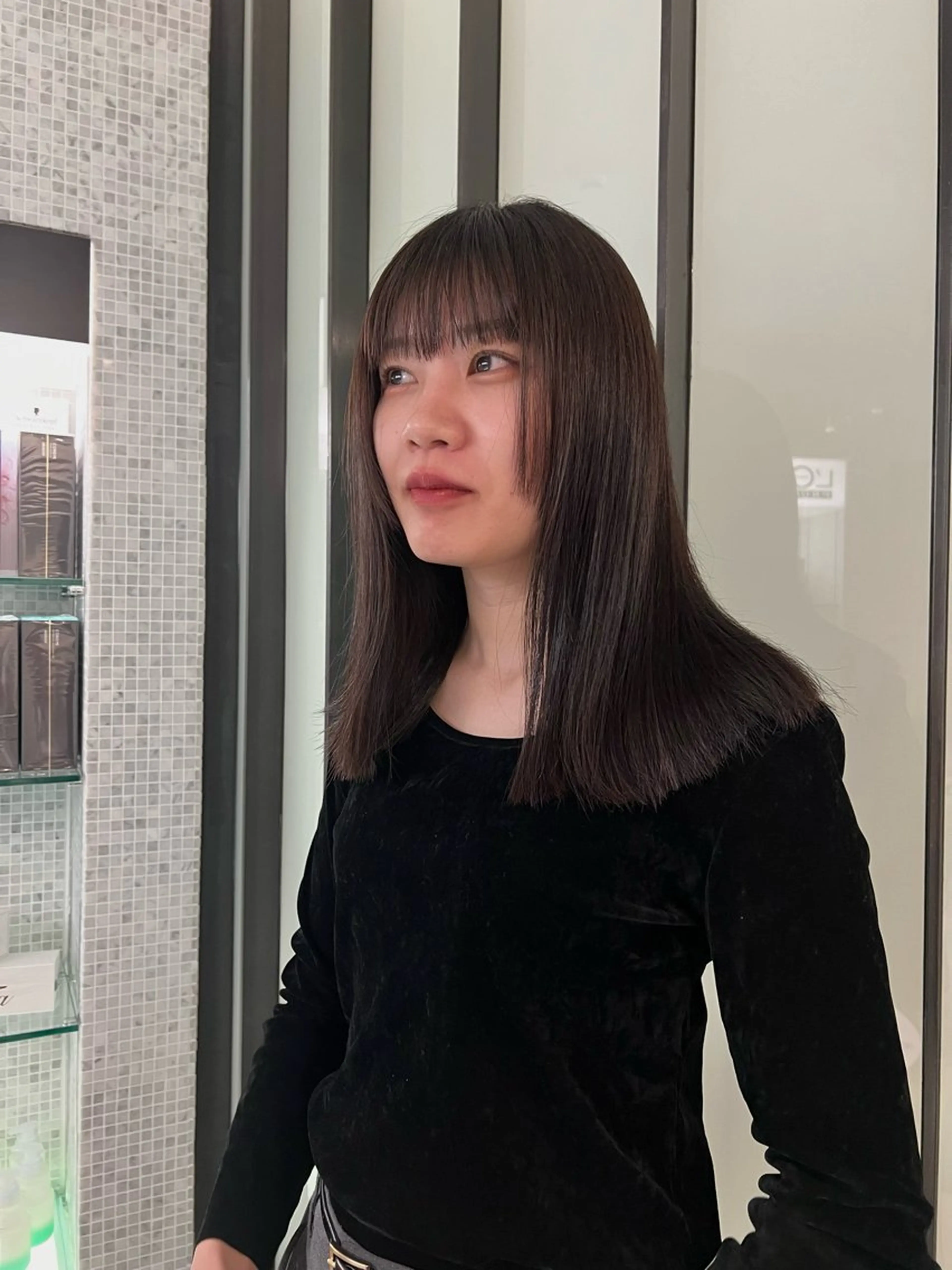 ミディアム lapensee noir所属・ムラコシヒカリ lapenseeのヘアスタイル