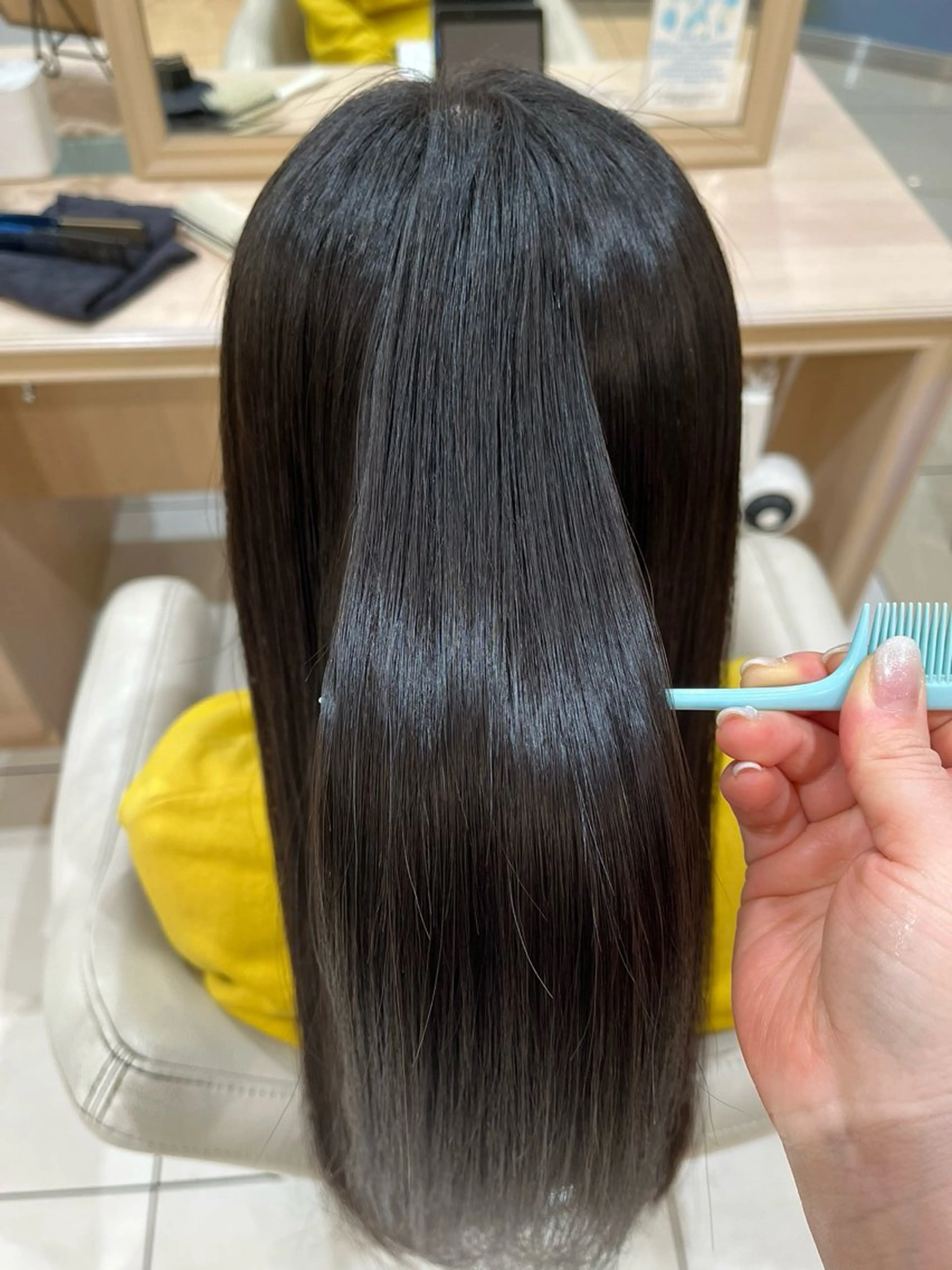 ロング 縮毛矯正 上村 夢斗のヘアスタイル